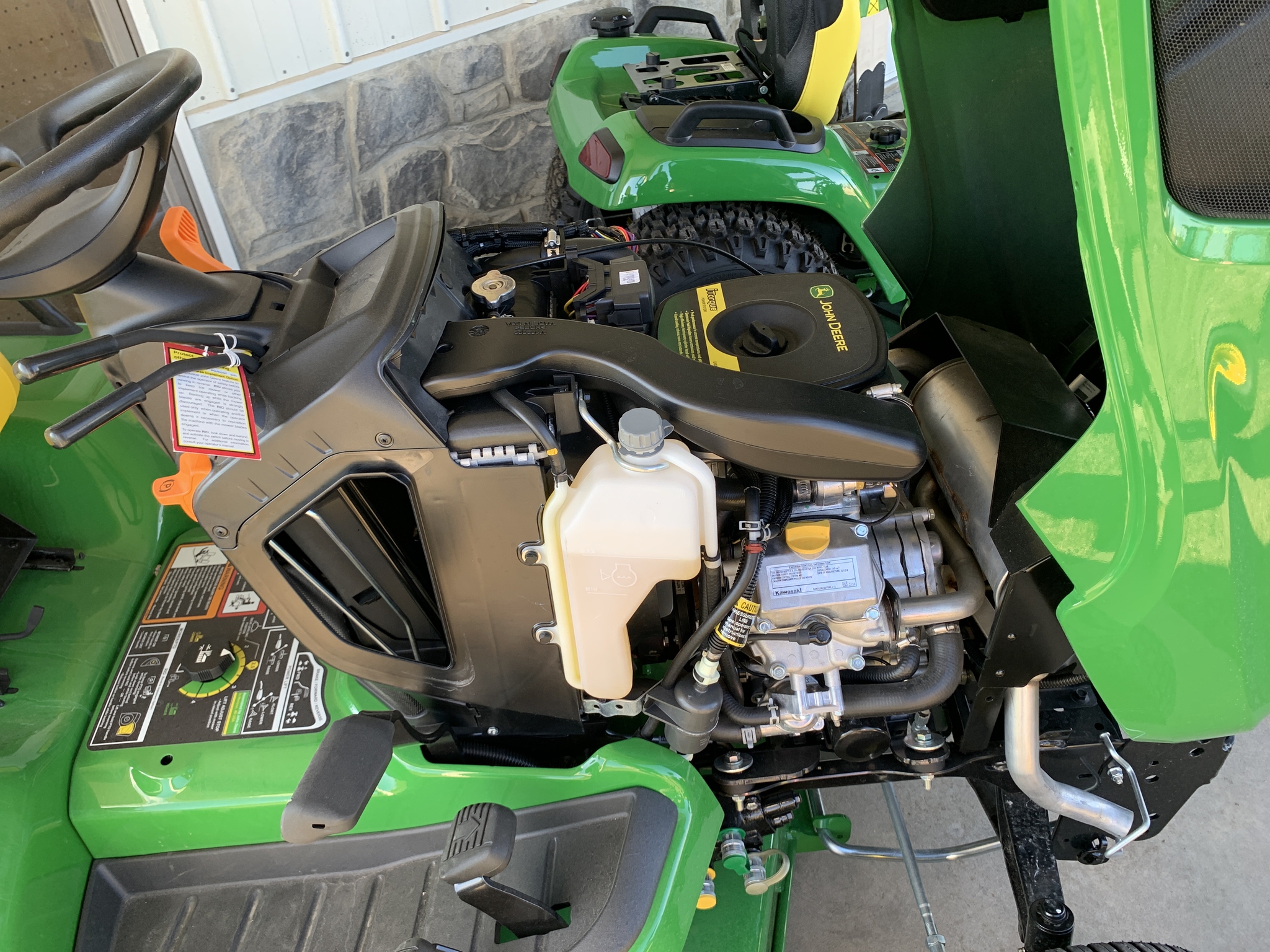 John Deere X730 Image 4