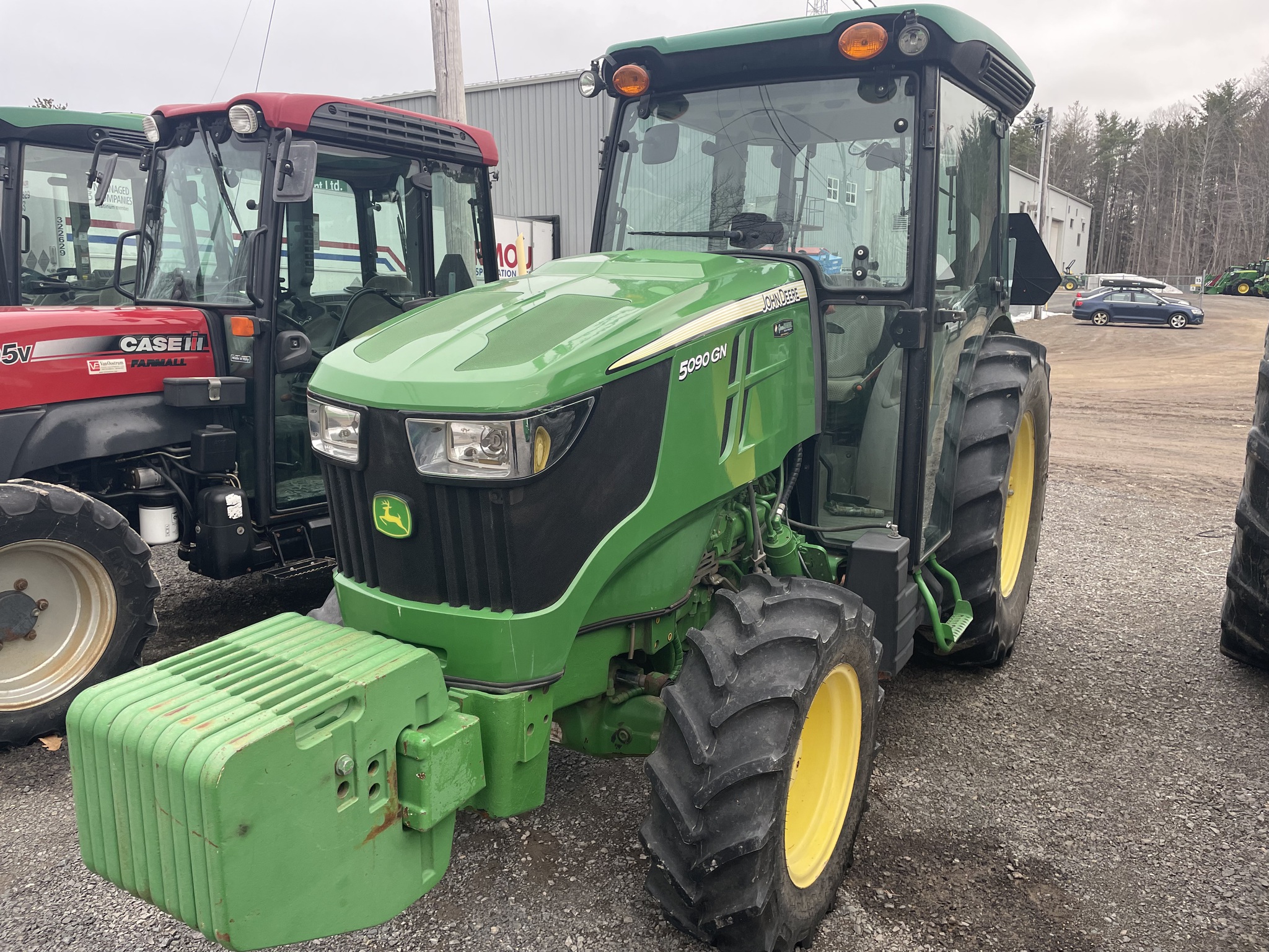 2017 John Deere 5090GN Image 2