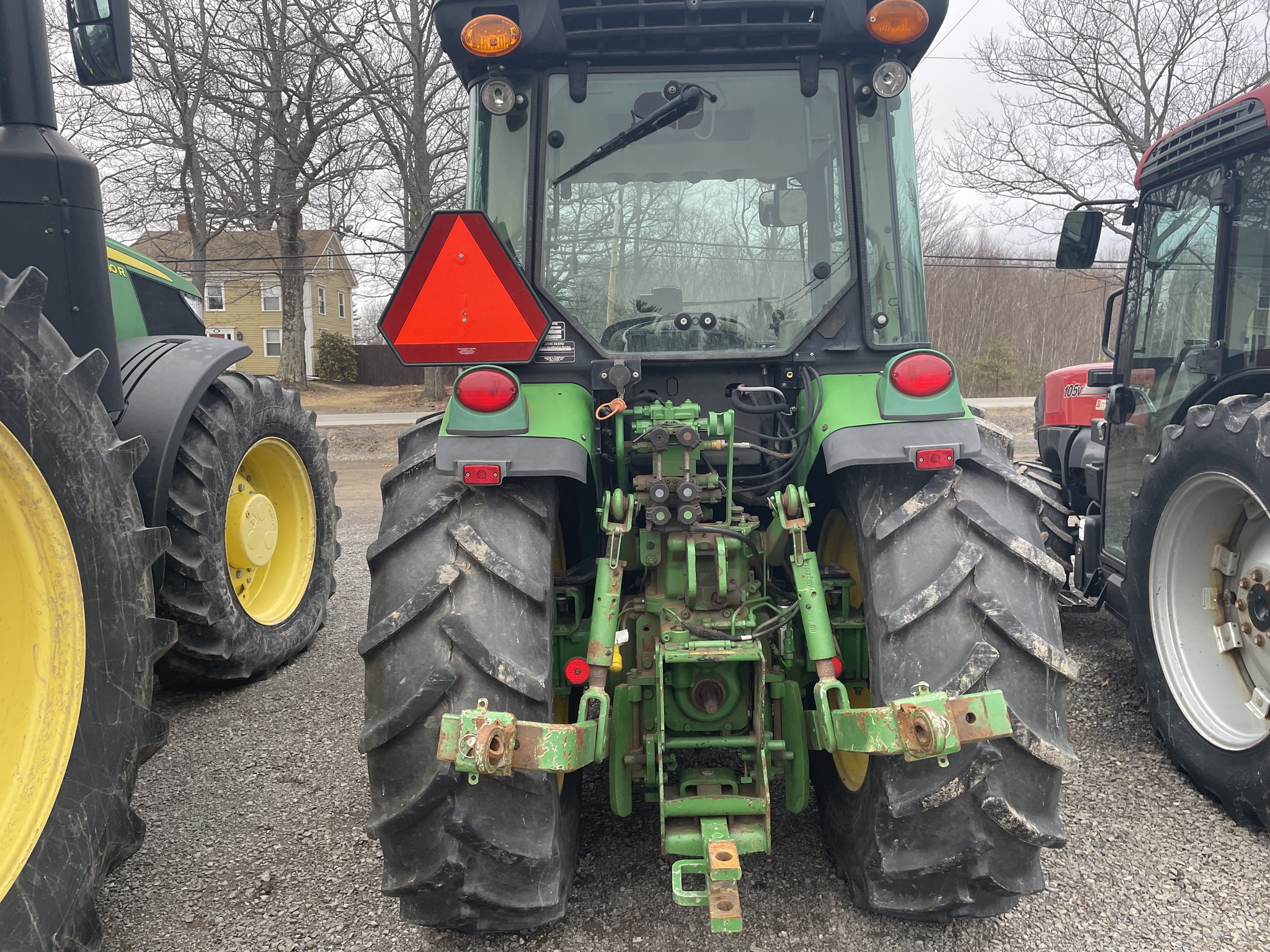 2017 John Deere 5090GN Image 4