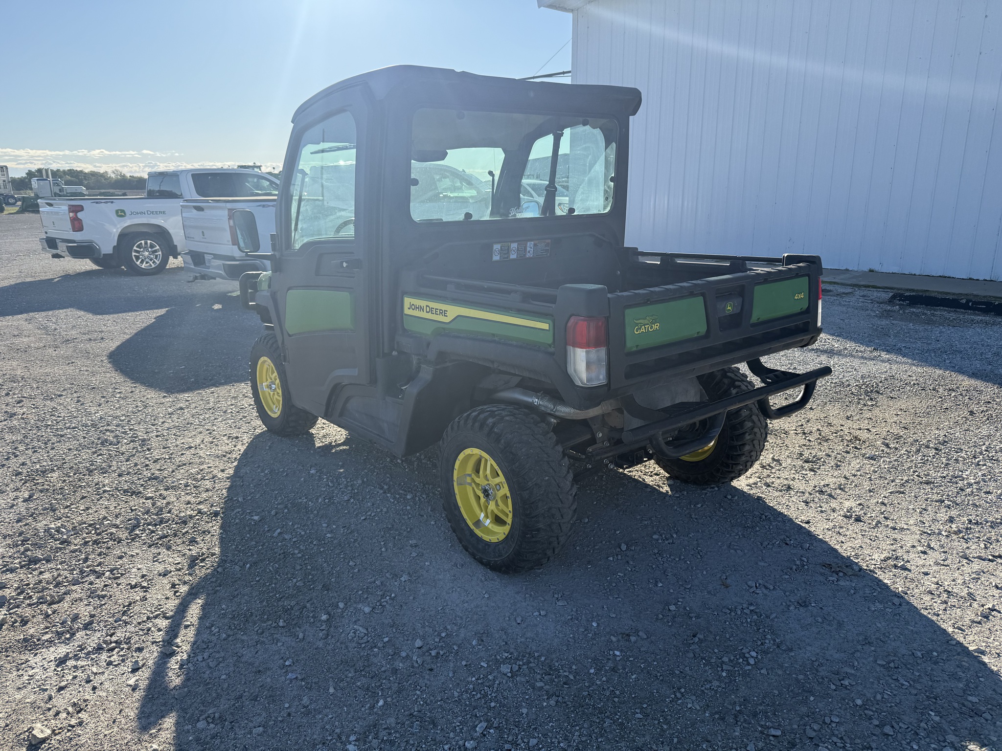  2022 John Deere XUV 835M at Heritage Tractor in Carthage, IL