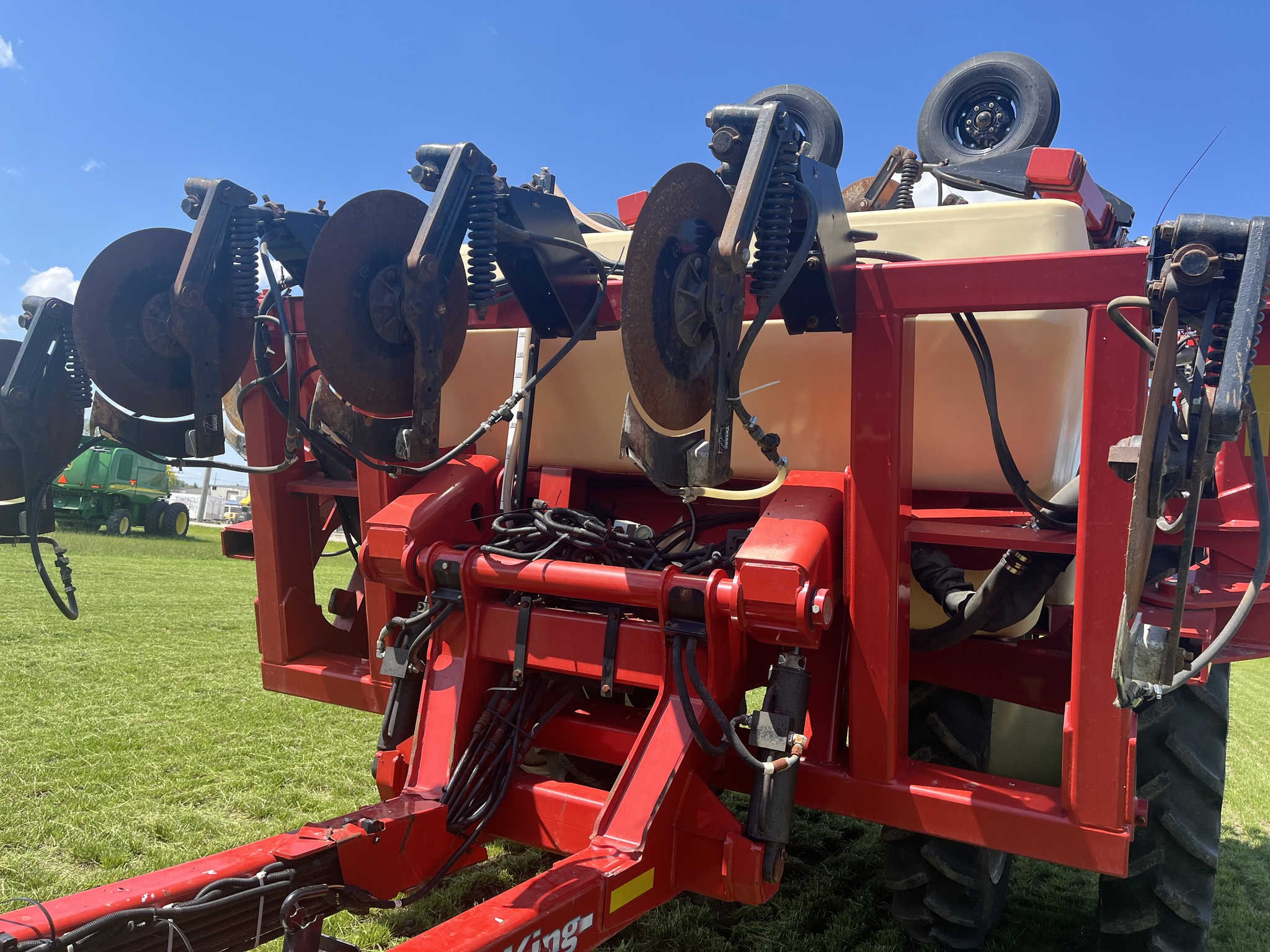  2013 Farm King 2460 at Heritage Tractor in Princeton, IL