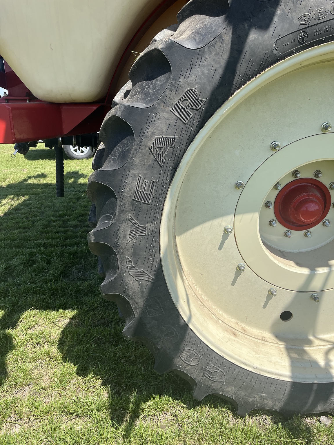  2013 Farm King 2460 at Heritage Tractor in Princeton, IL