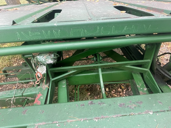 Used 1970 New Holland 1037 Bale Wagons at Horizon Ag & Turf in Warburg, AB - Photo3