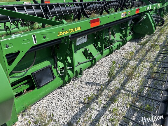 Photo of 2021 John Deere RD40F