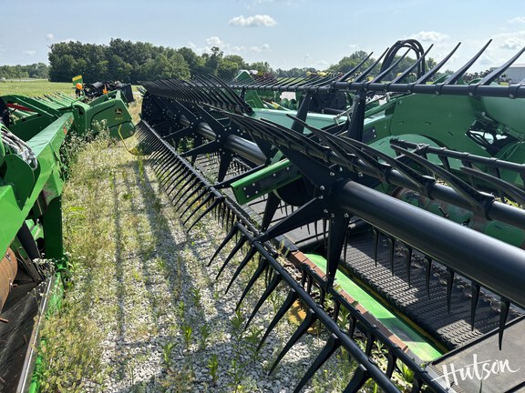 Photo of 2021 John Deere RD40F