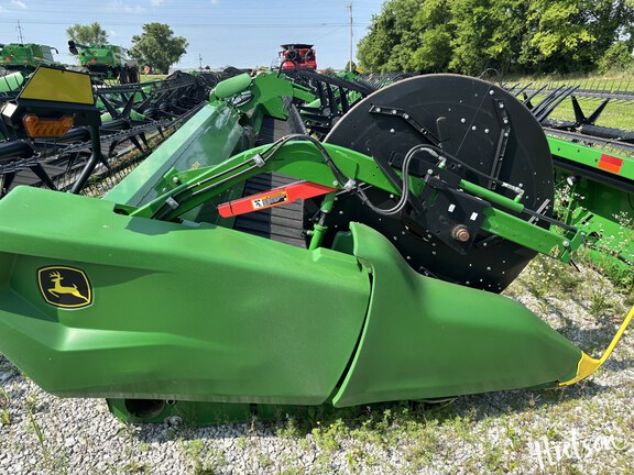 Photo of 2021 John Deere RD40F