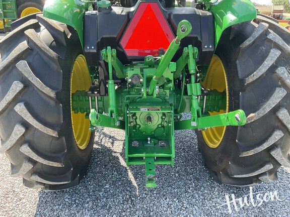 Photo of 2024 John Deere 5050E