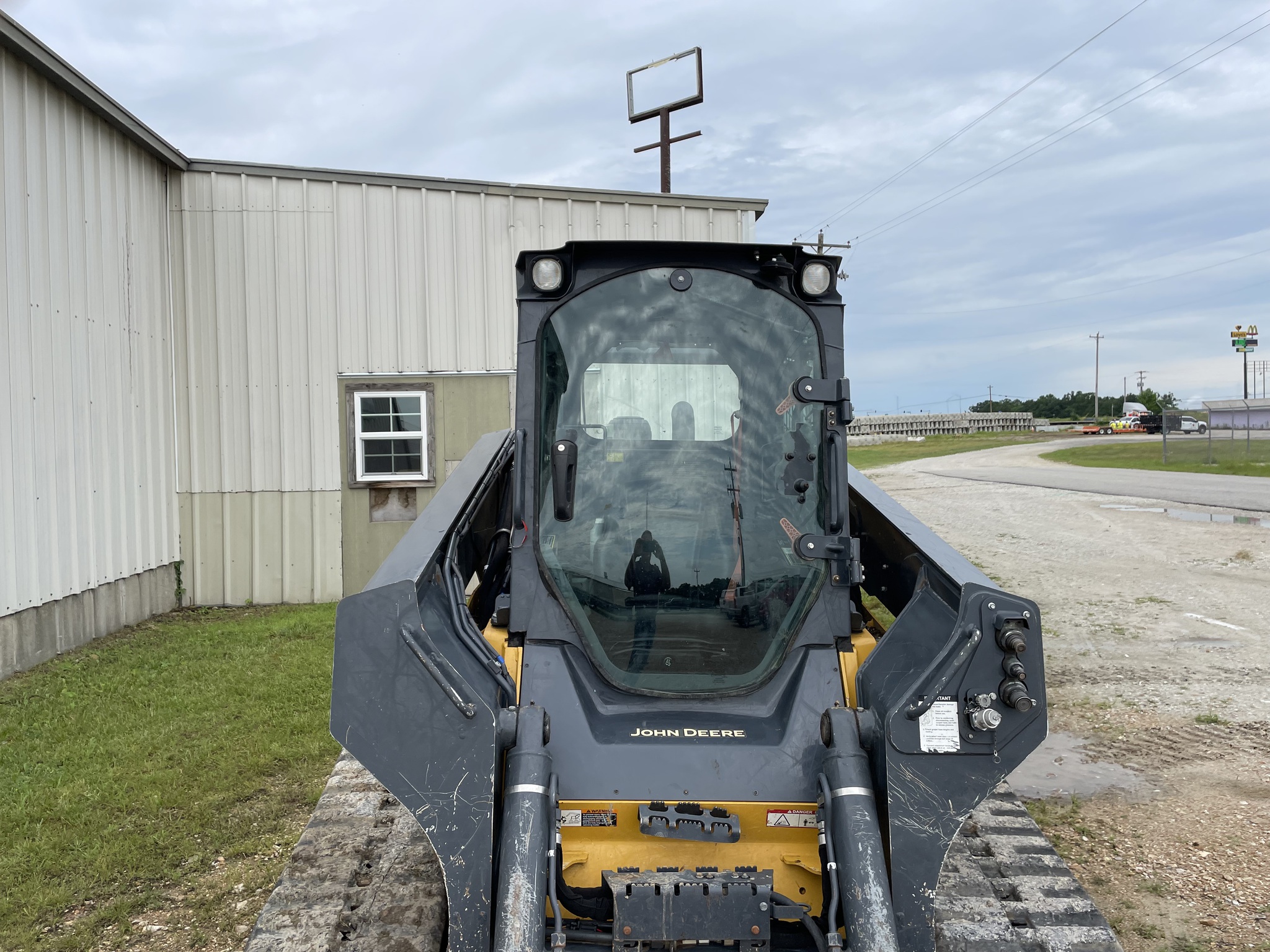  2019 John Deere 333G at Heritage Tractor in Rolla, MO