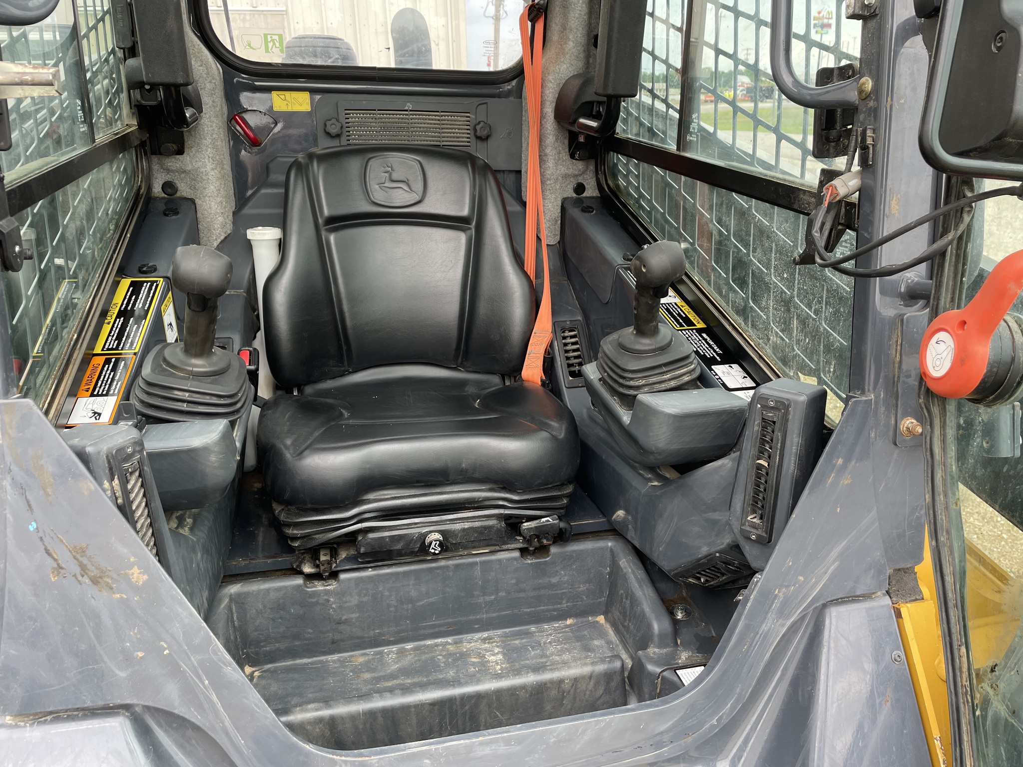  2019 John Deere 333G at Heritage Tractor in Rolla, MO