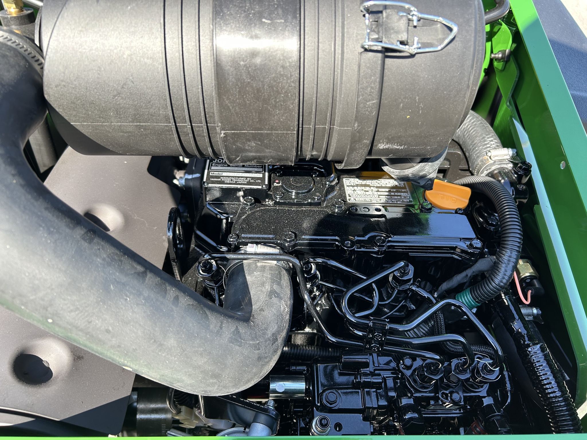 2025 John Deere Z994R Image 8