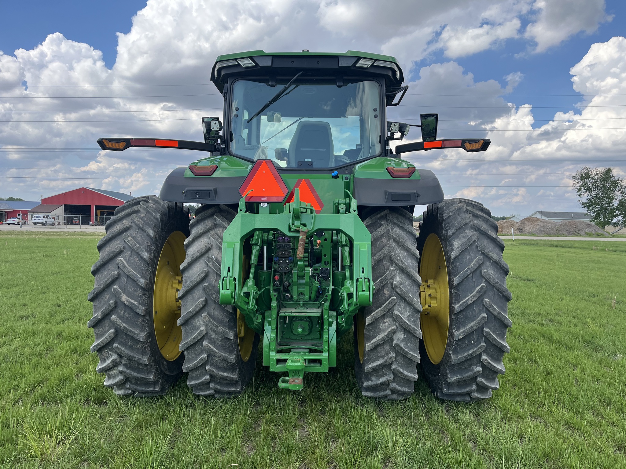  2023 John Deere 8R 370 at Heritage Tractor in Princeton, IL