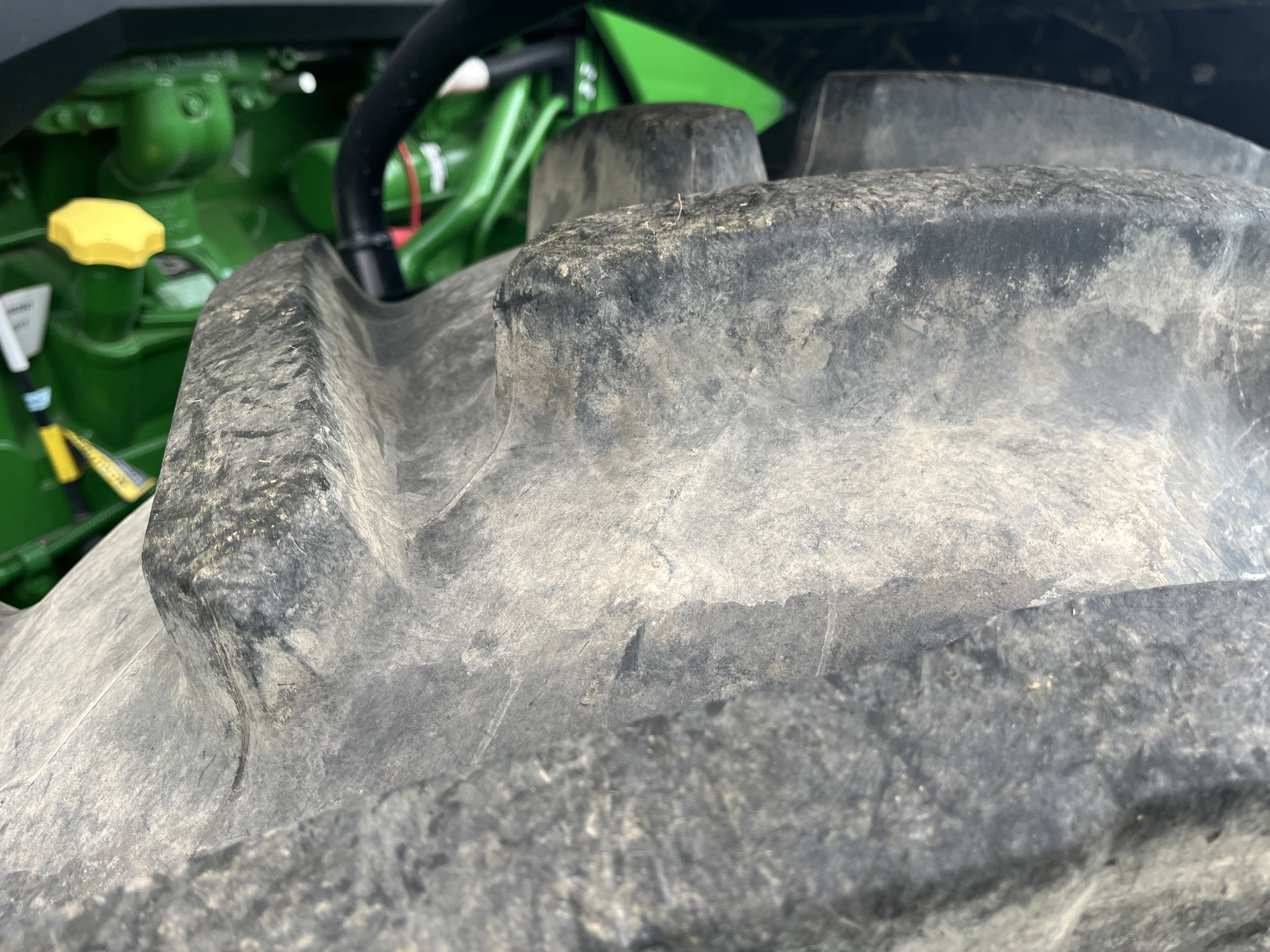  2023 John Deere 8R 370 at Heritage Tractor in Princeton, IL