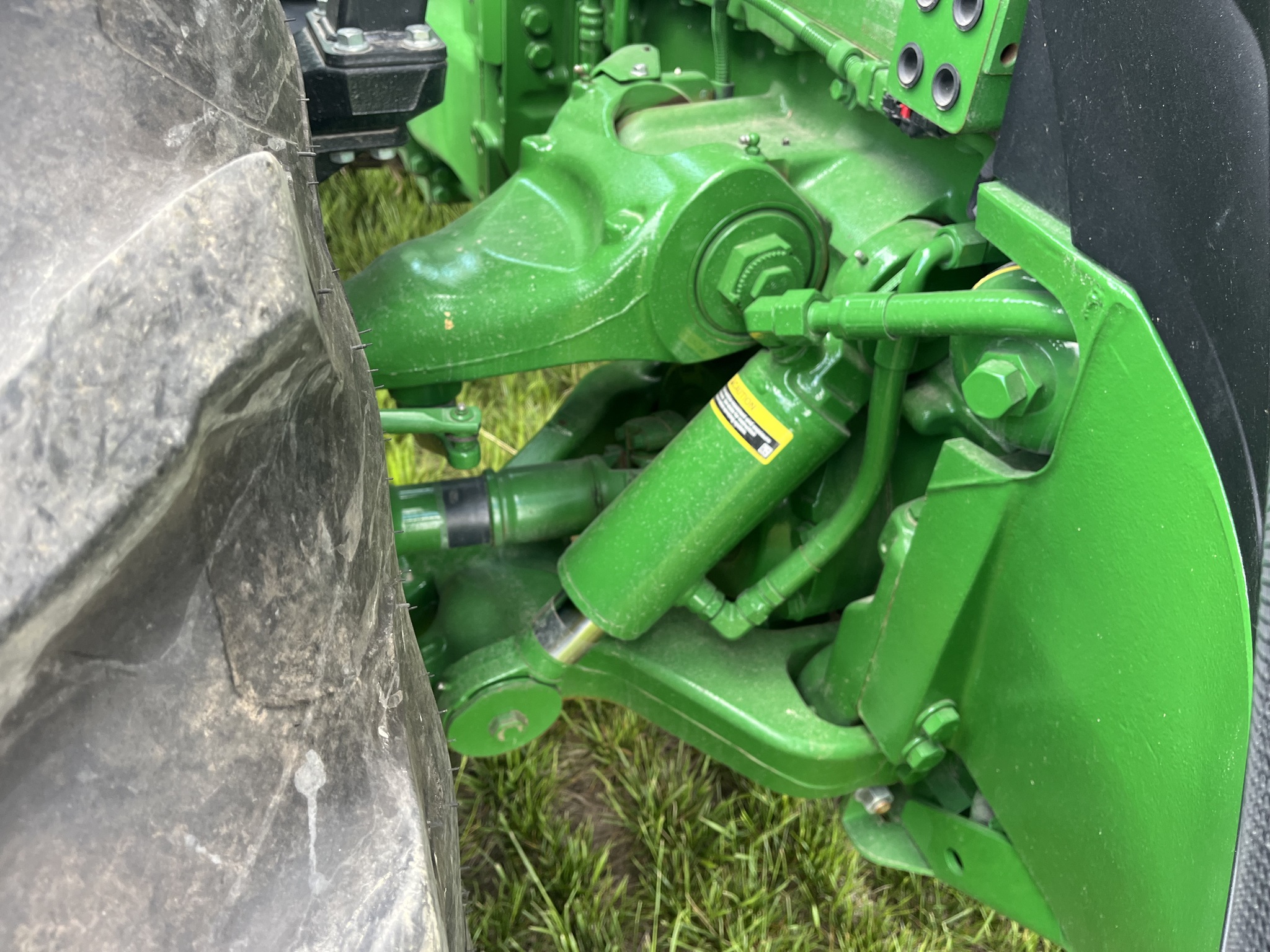  2023 John Deere 8R 370 at Heritage Tractor in Princeton, IL