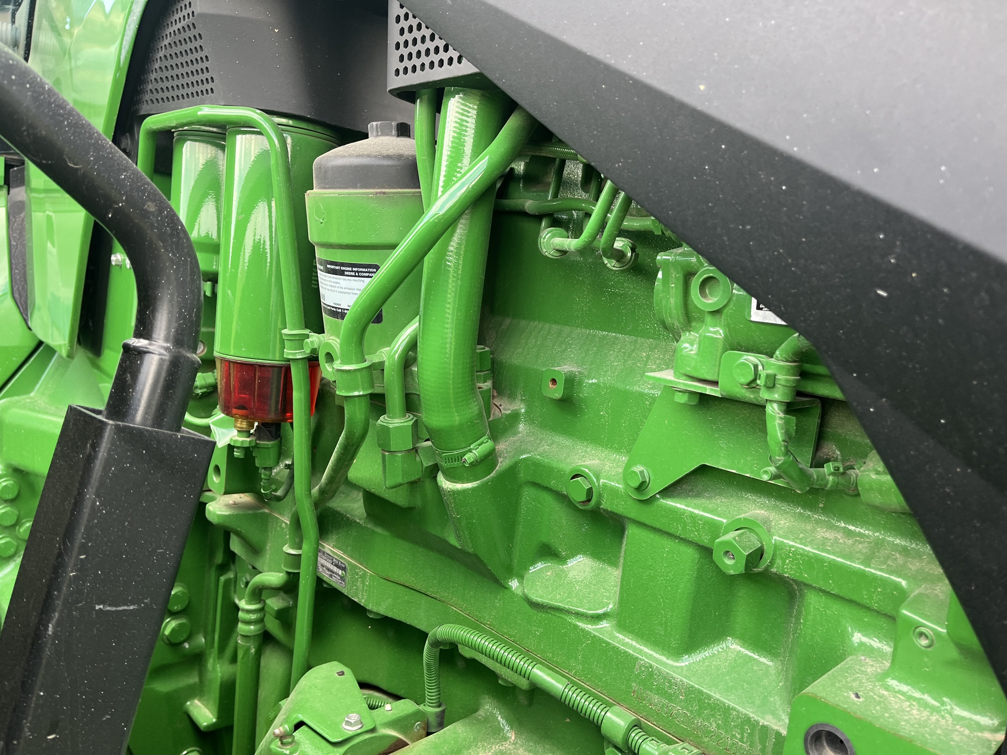 2023 John Deere 8R 370 at Heritage Tractor in Princeton, IL