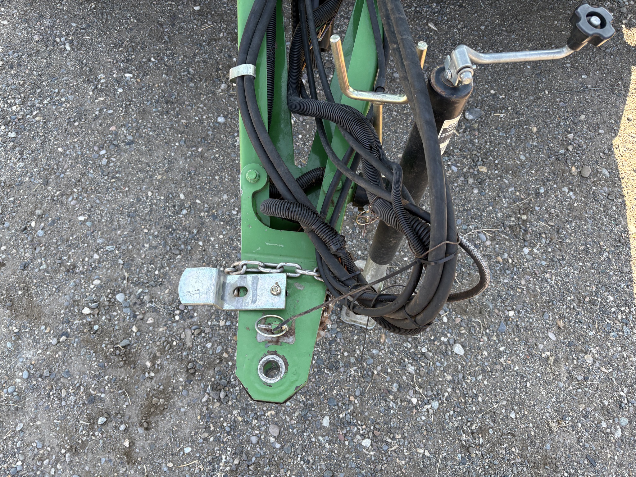 2011 John Deere 568 Image 10