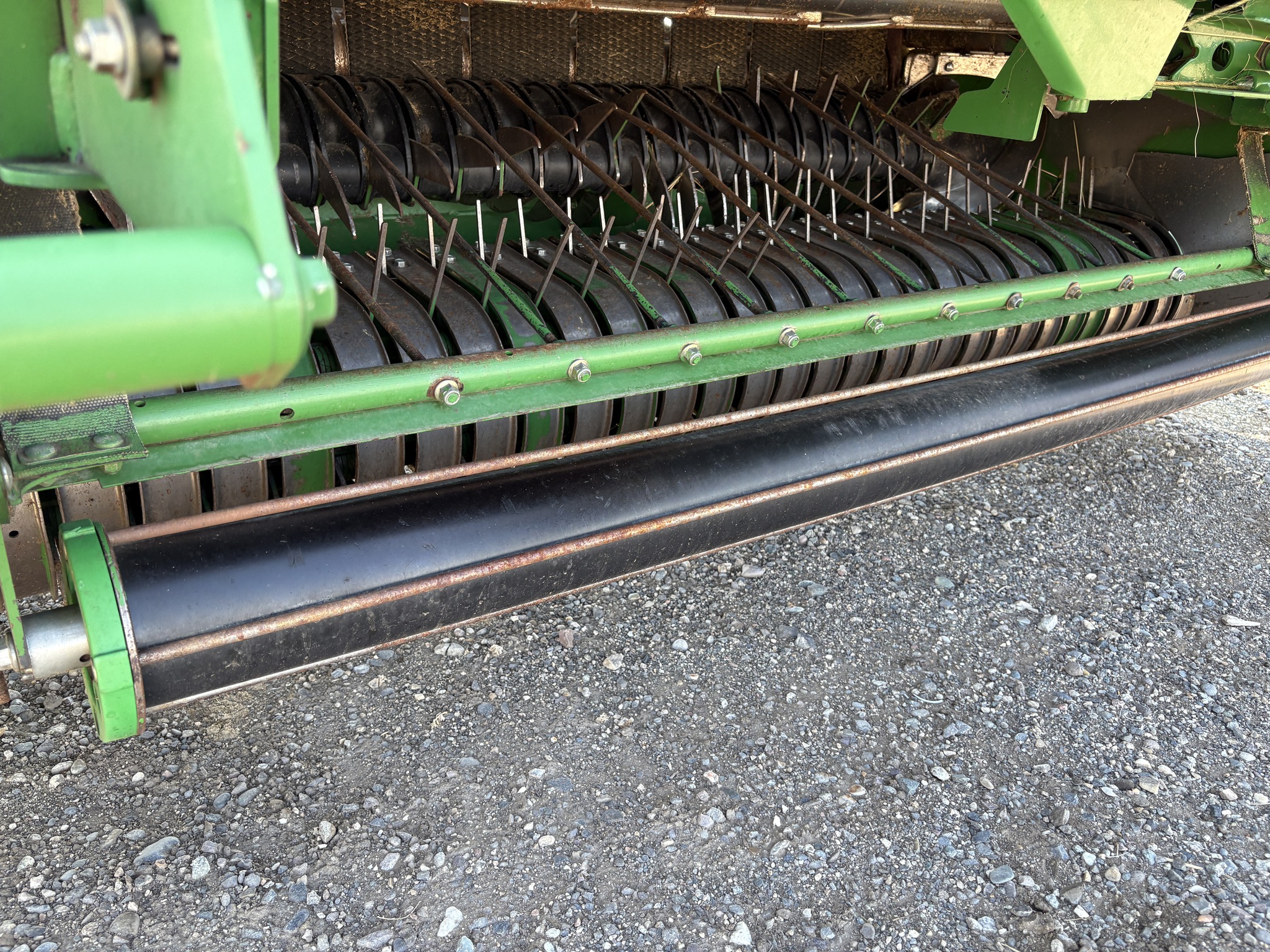 2011 John Deere 568 Image 7