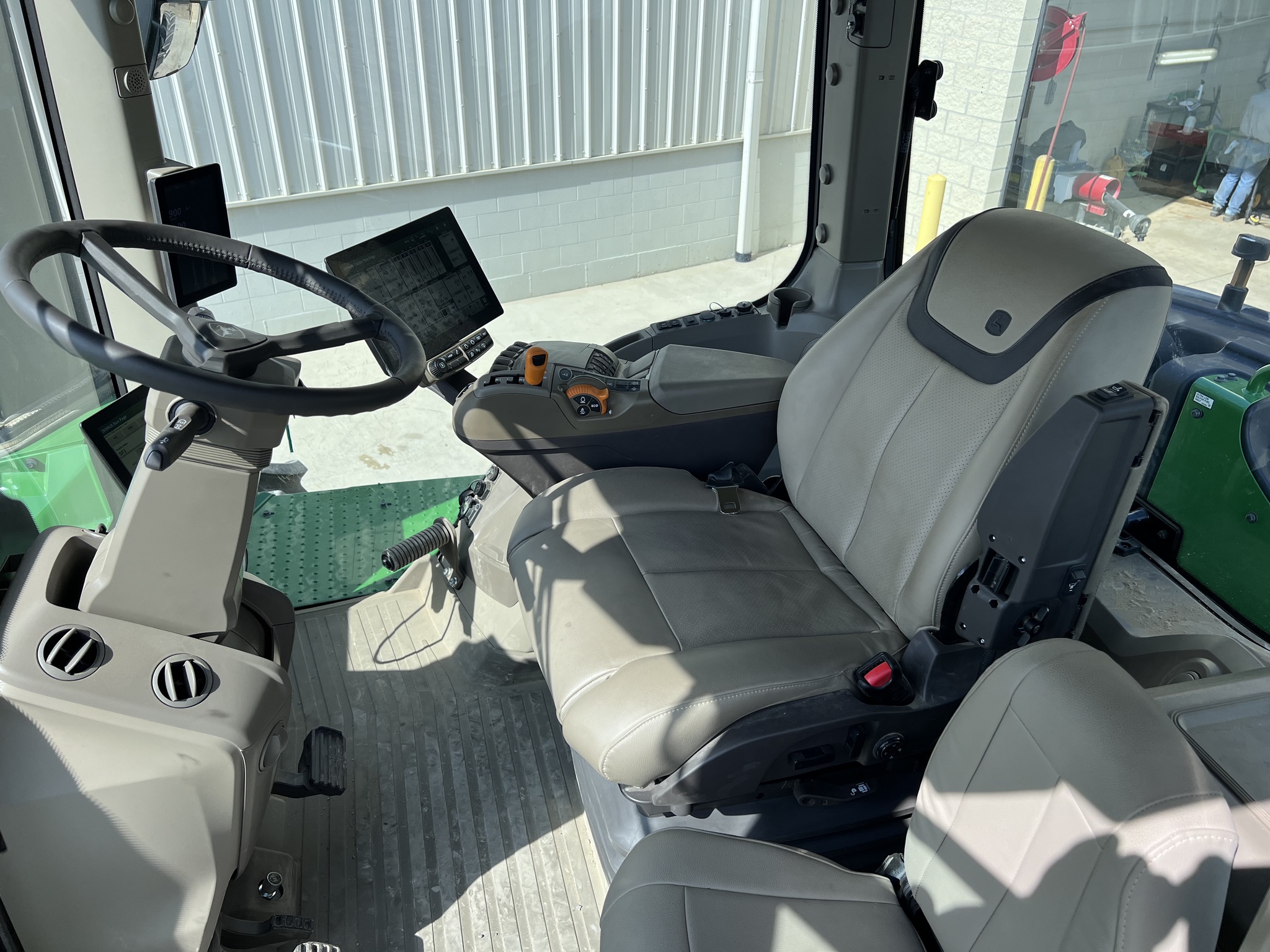 2024 John Deere 9R 590 Image 8