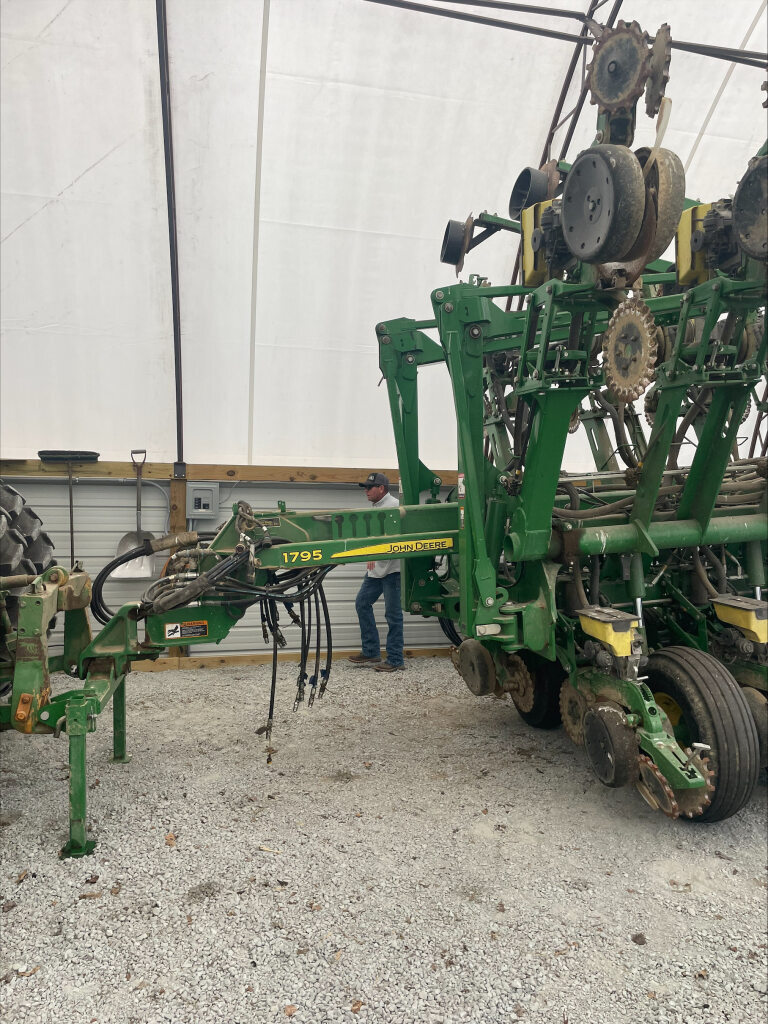 2015 John Deere 1795 Image 12