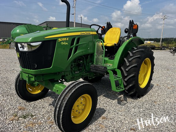 Photo of 2022 John Deere 5055E
