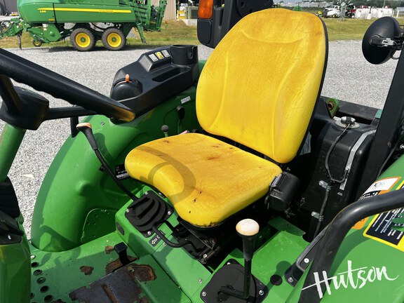 Photo of 2022 John Deere 5055E