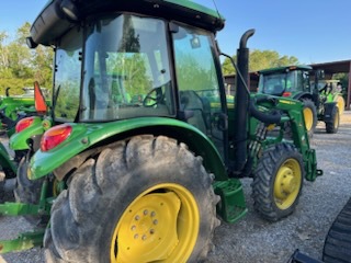 2018 John Deere 5055E Photo 5