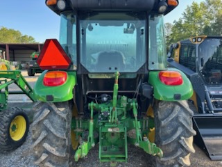 2018 John Deere 5055E Photo 4