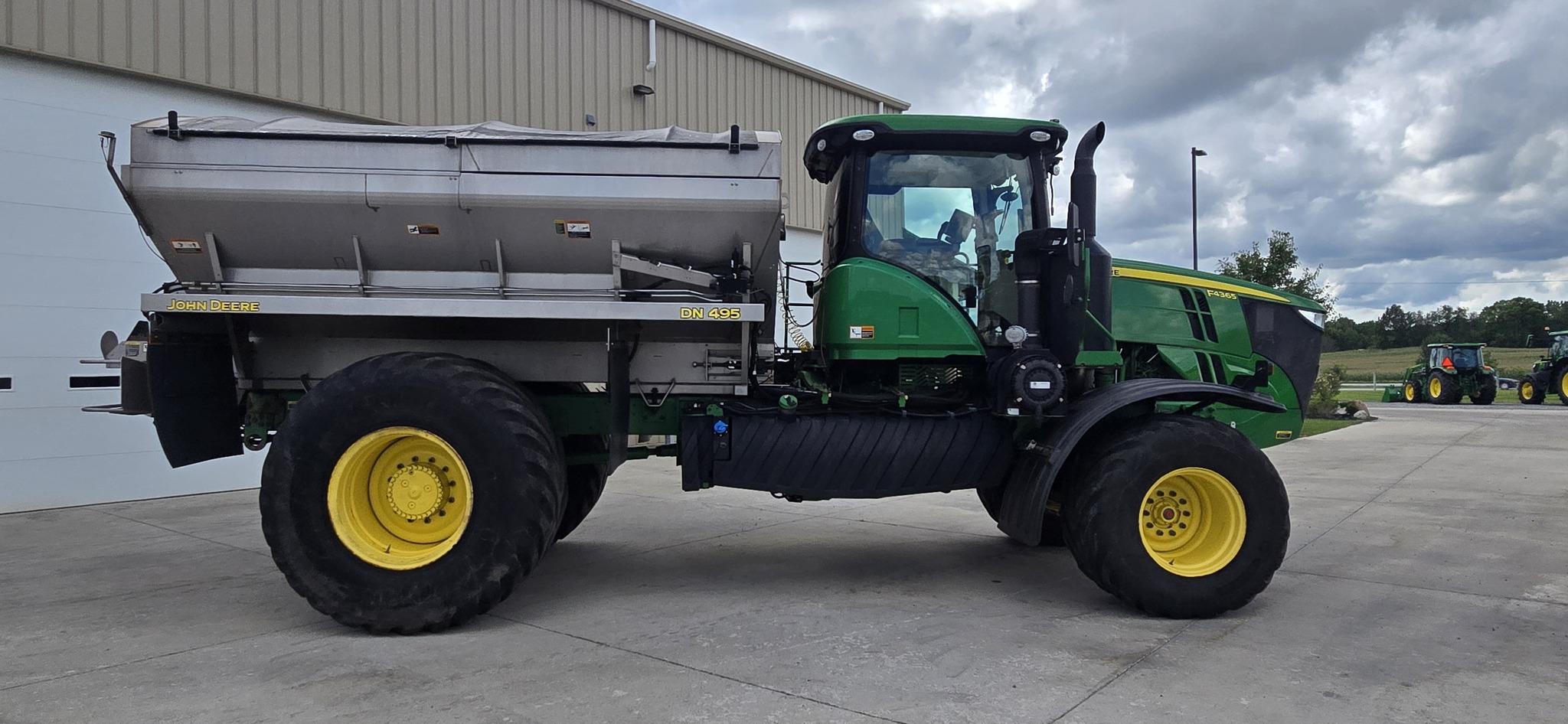 2021 John Deere F4365 Image 4