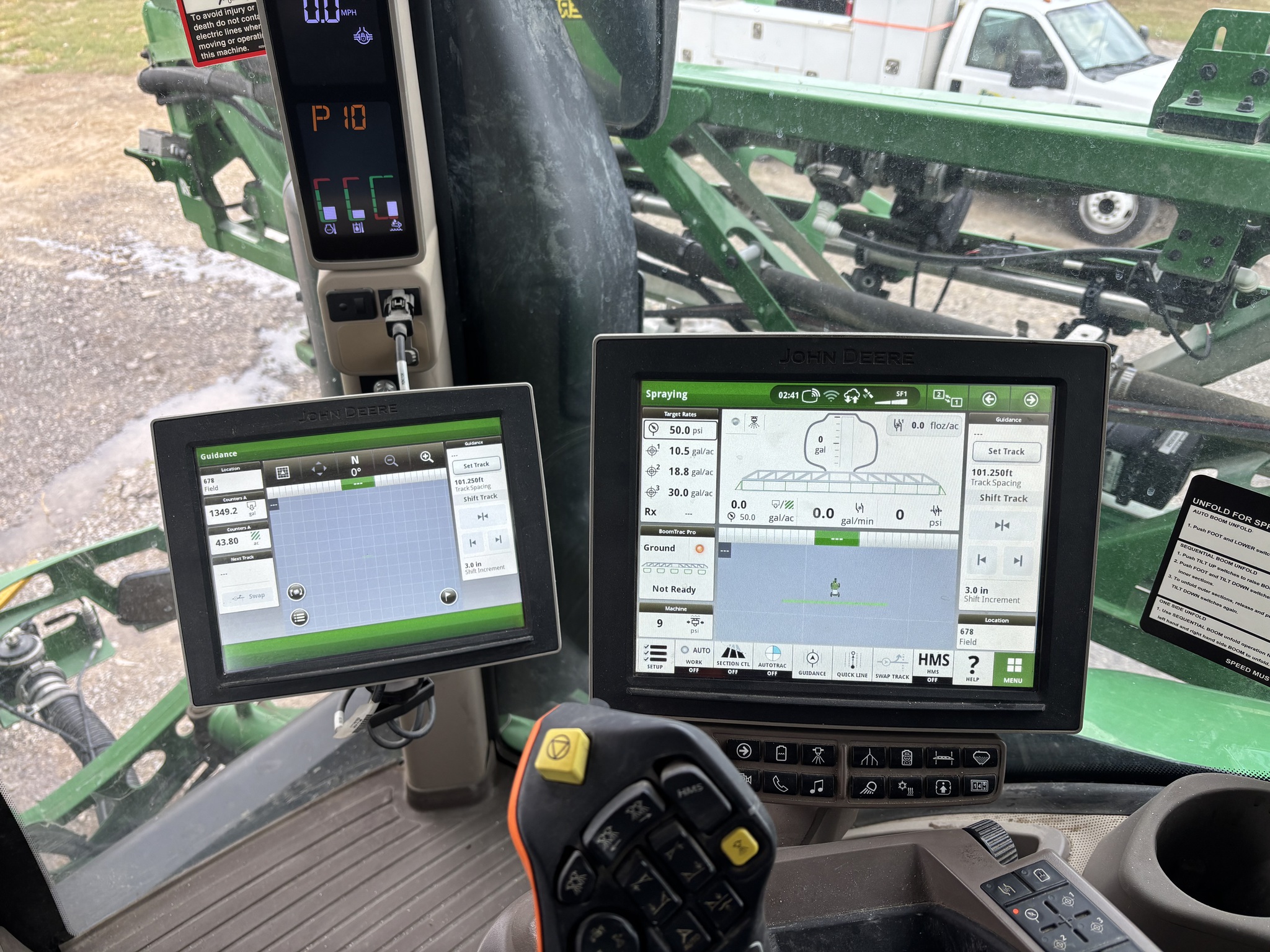 2021 John Deere R4038 Image 22