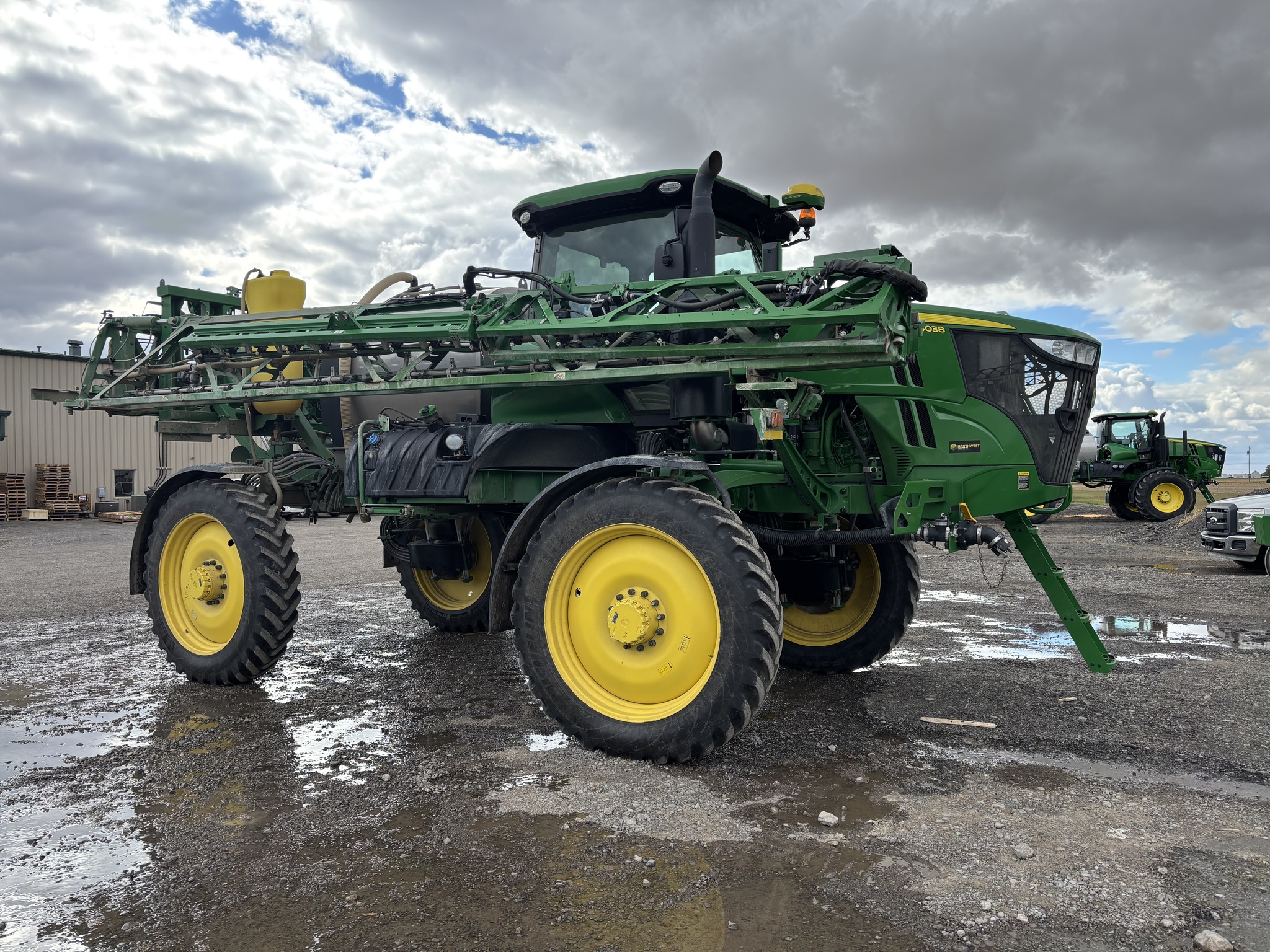 2021 John Deere R4038 Image 6