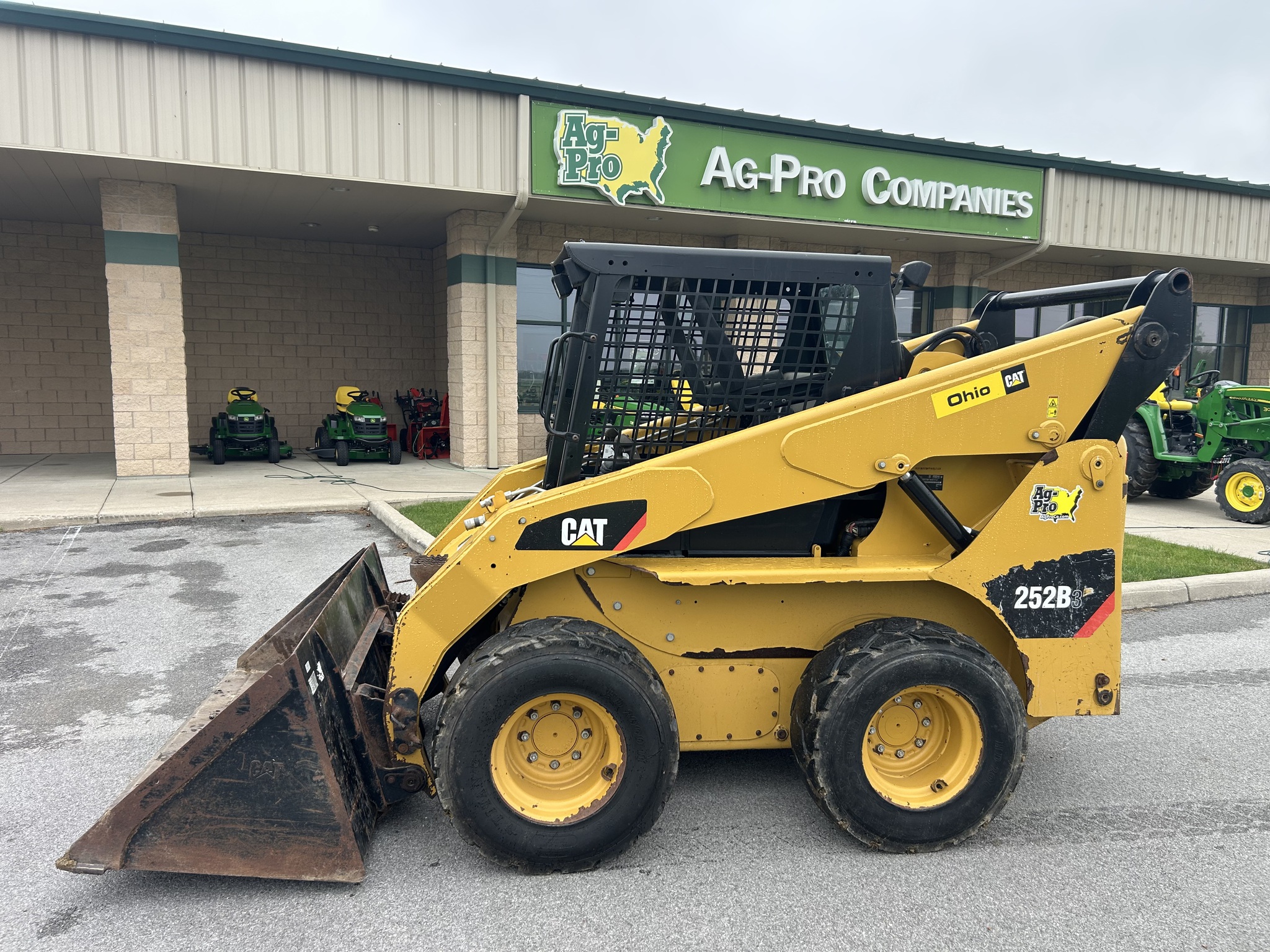 2012 Caterpillar 252B3 Image 1