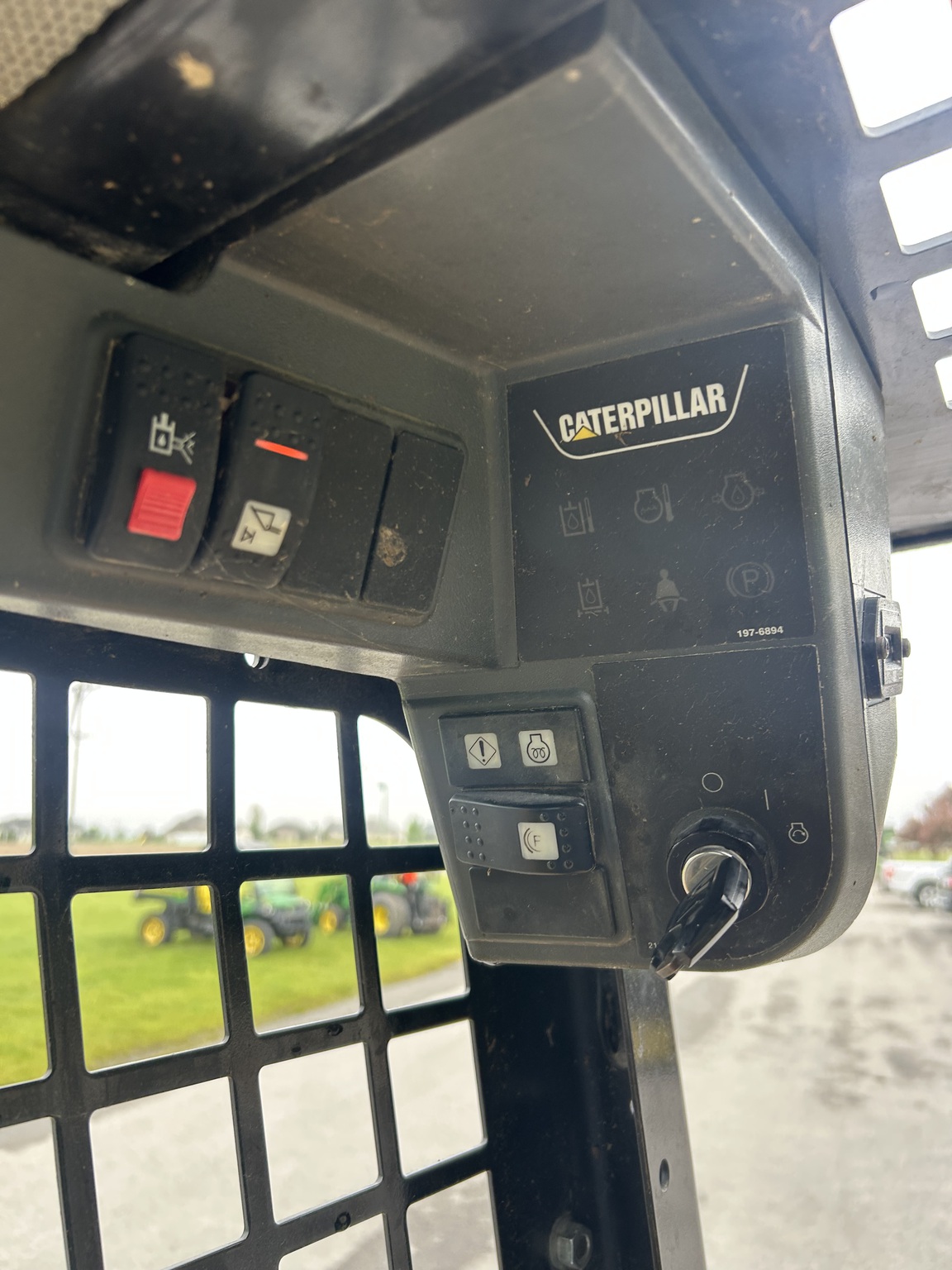 2012 Caterpillar 252B3 Image 6