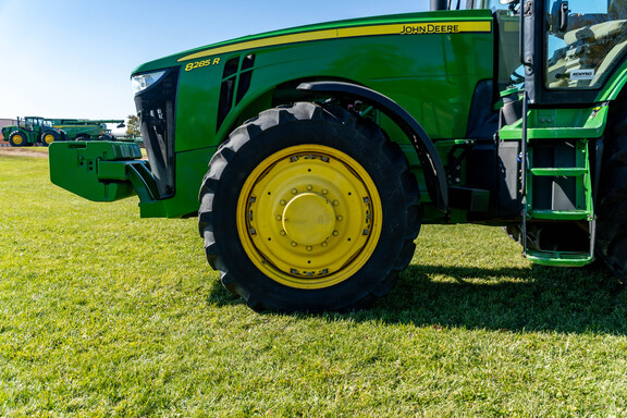 Used 2012 John Deere 8285R Row Crop Tractors at Koenig Equipment in Anna, OH - Photo10