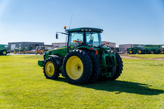 Used 2012 John Deere 8285R Row Crop Tractors at Koenig Equipment in Anna, OH - Photo2