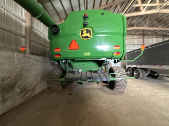 Used 2017 John Deere S680 Combines at Koenig Equipment in Oxford, OH - Photo5