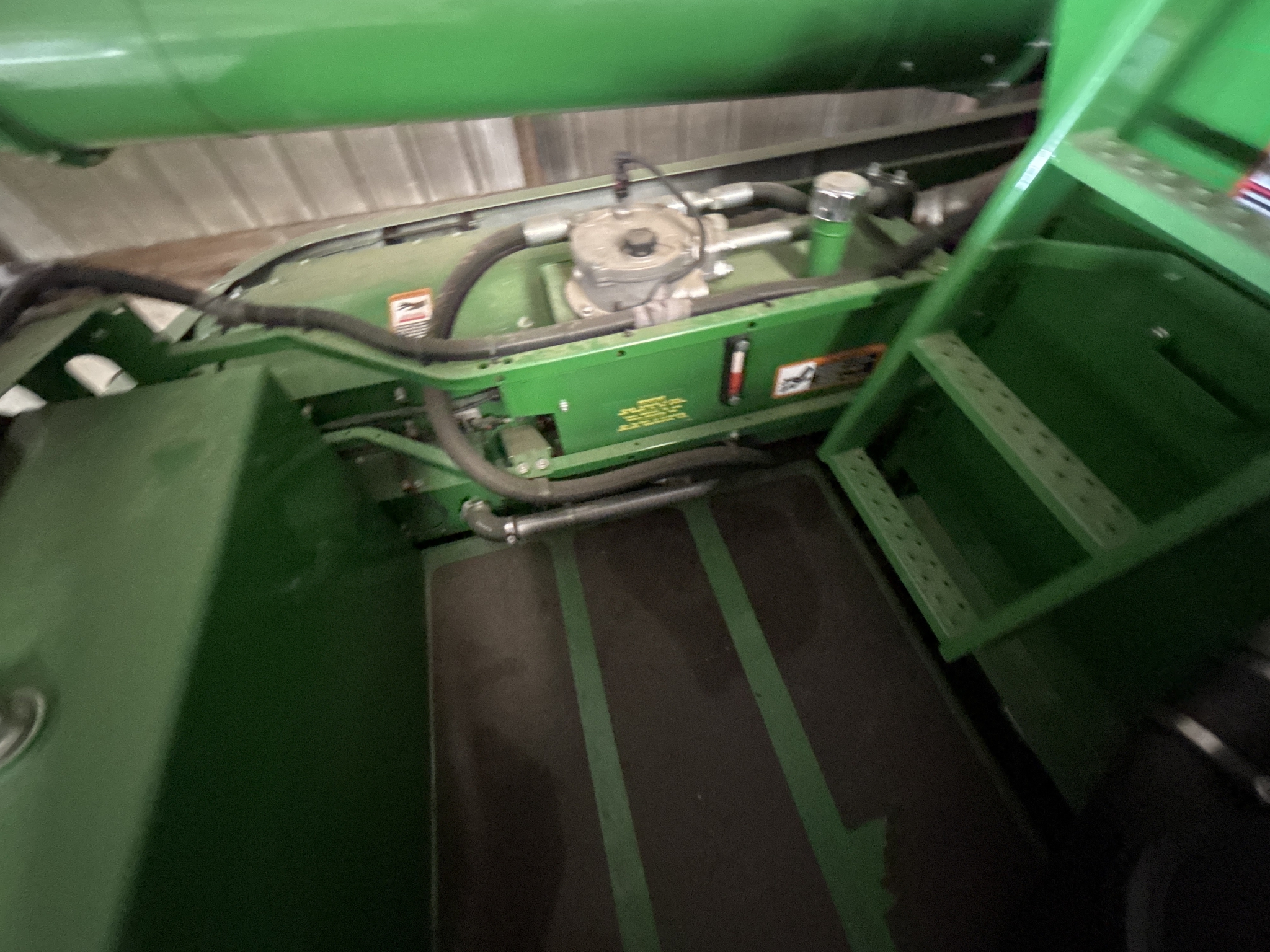 Used 2017 John Deere S680 Combines at Koenig Equipment in Oxford, OH - PhotoXL12