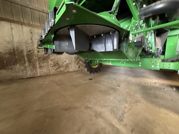 Used 2017 John Deere S680 Combines at Koenig Equipment in Oxford, OH - Photo23