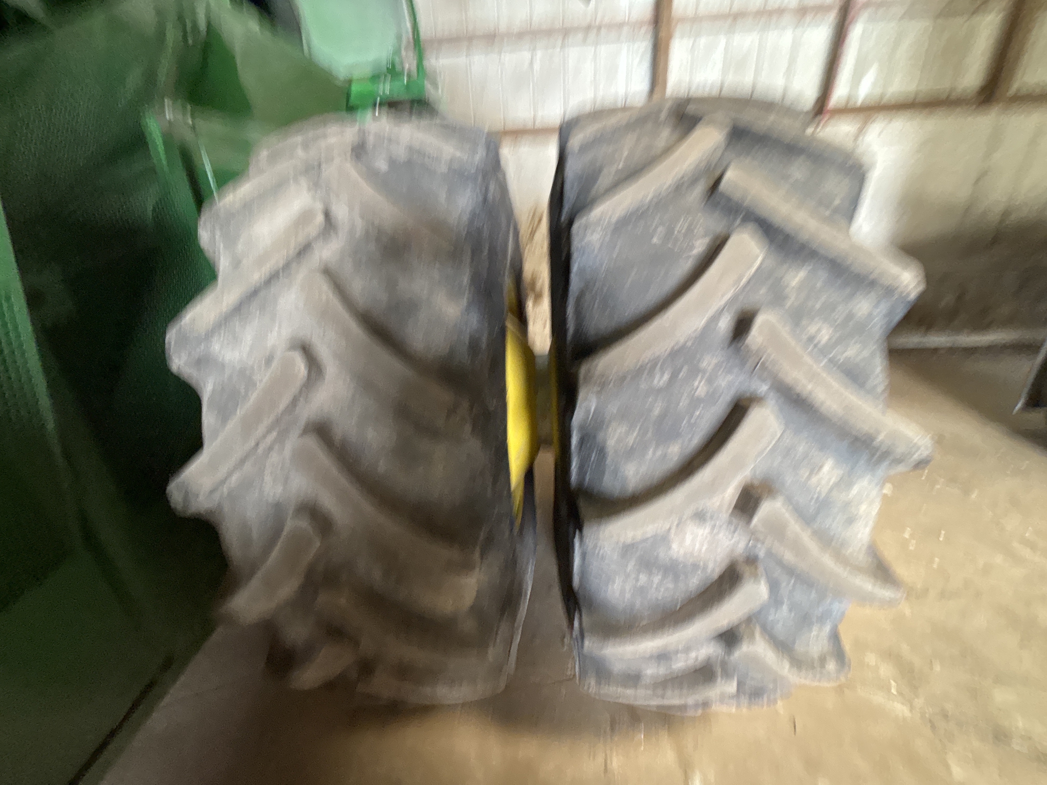 Used 2017 John Deere S680 Combines at Koenig Equipment in Oxford, OH - PhotoXL25