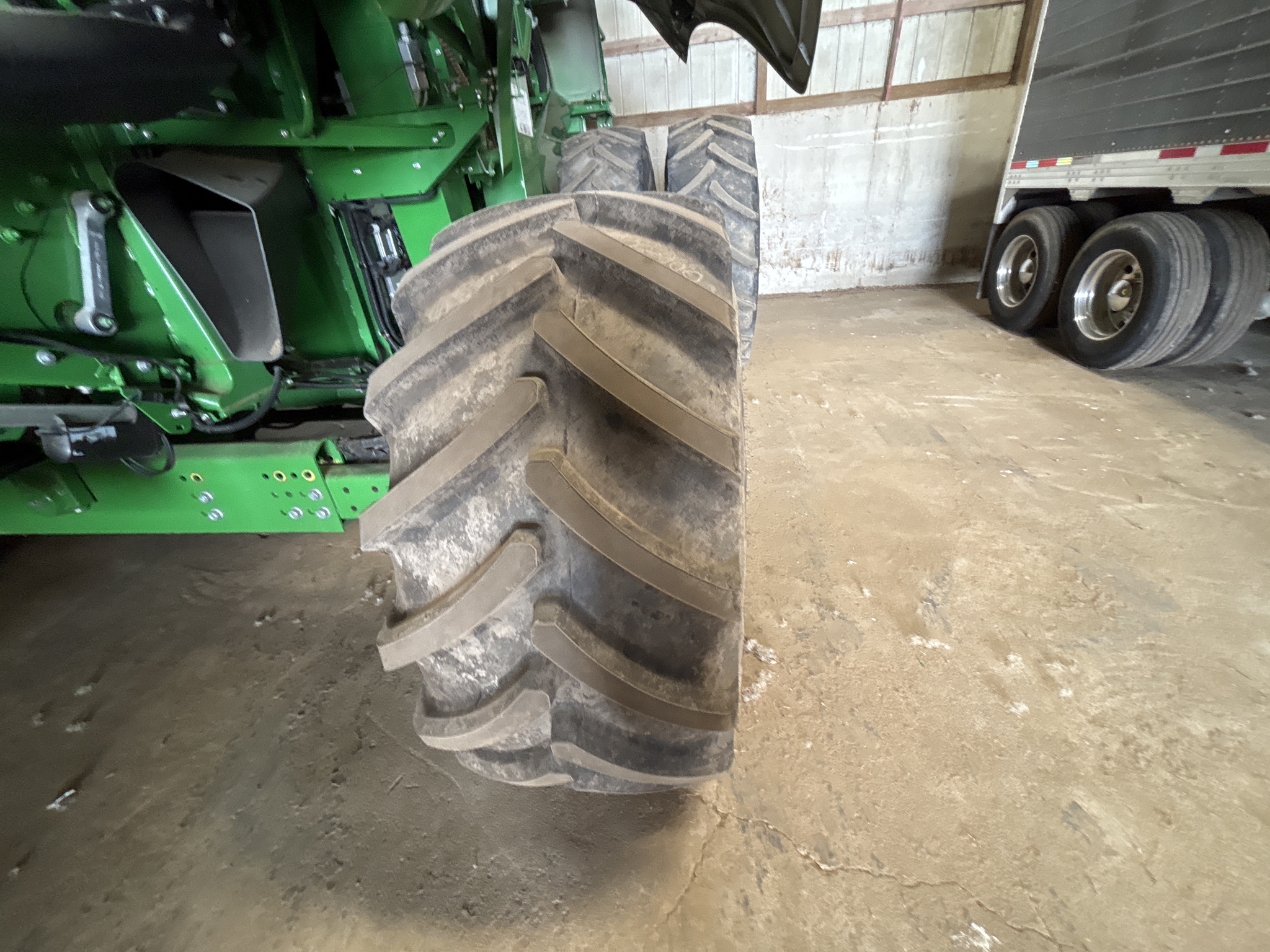 Used 2017 John Deere S680 Combines at Koenig Equipment in Oxford, OH - PhotoXL33