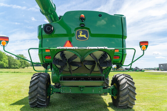 Used 2017 John Deere S680 Combines at Koenig Equipment in Anna, OH - Photo21