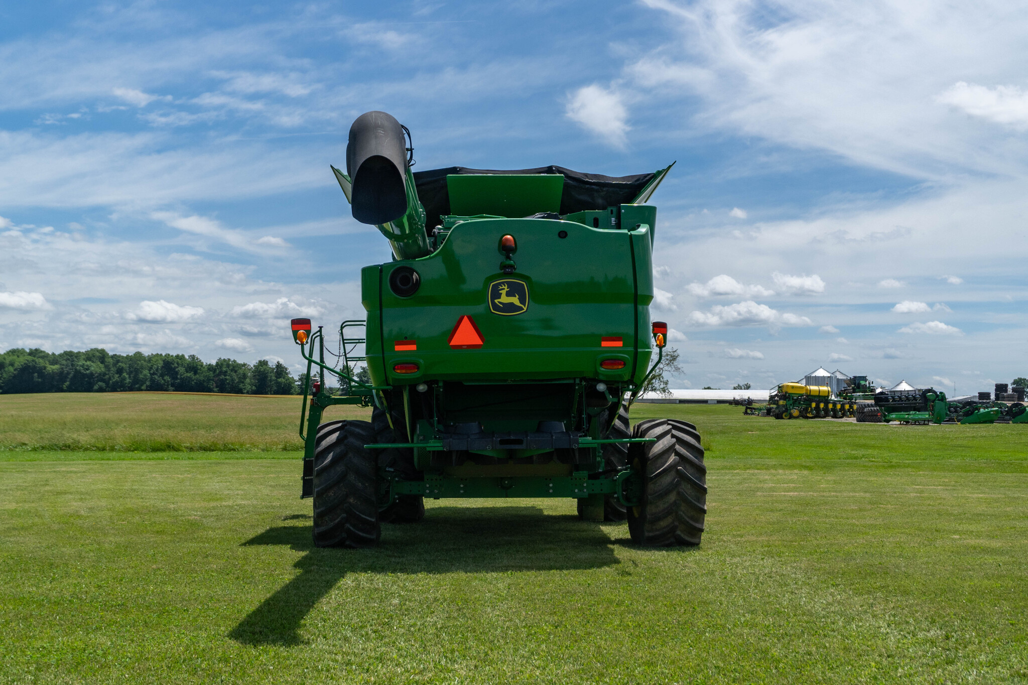 Used 2017 John Deere S680 Combines at Koenig Equipment in Anna, OH - PhotoXL3