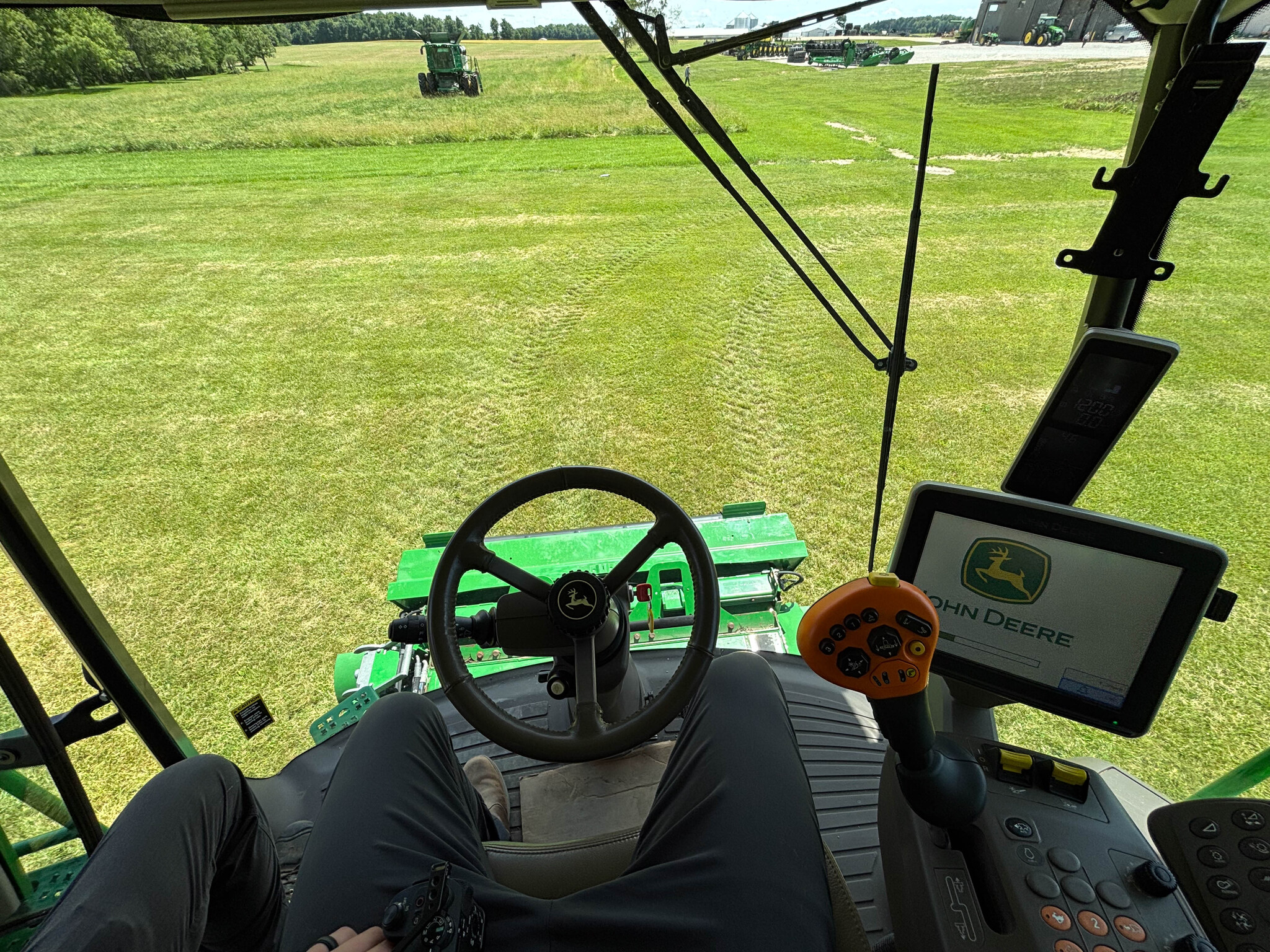 Used 2017 John Deere S680 Combines at Koenig Equipment in Anna, OH - PhotoXL38
