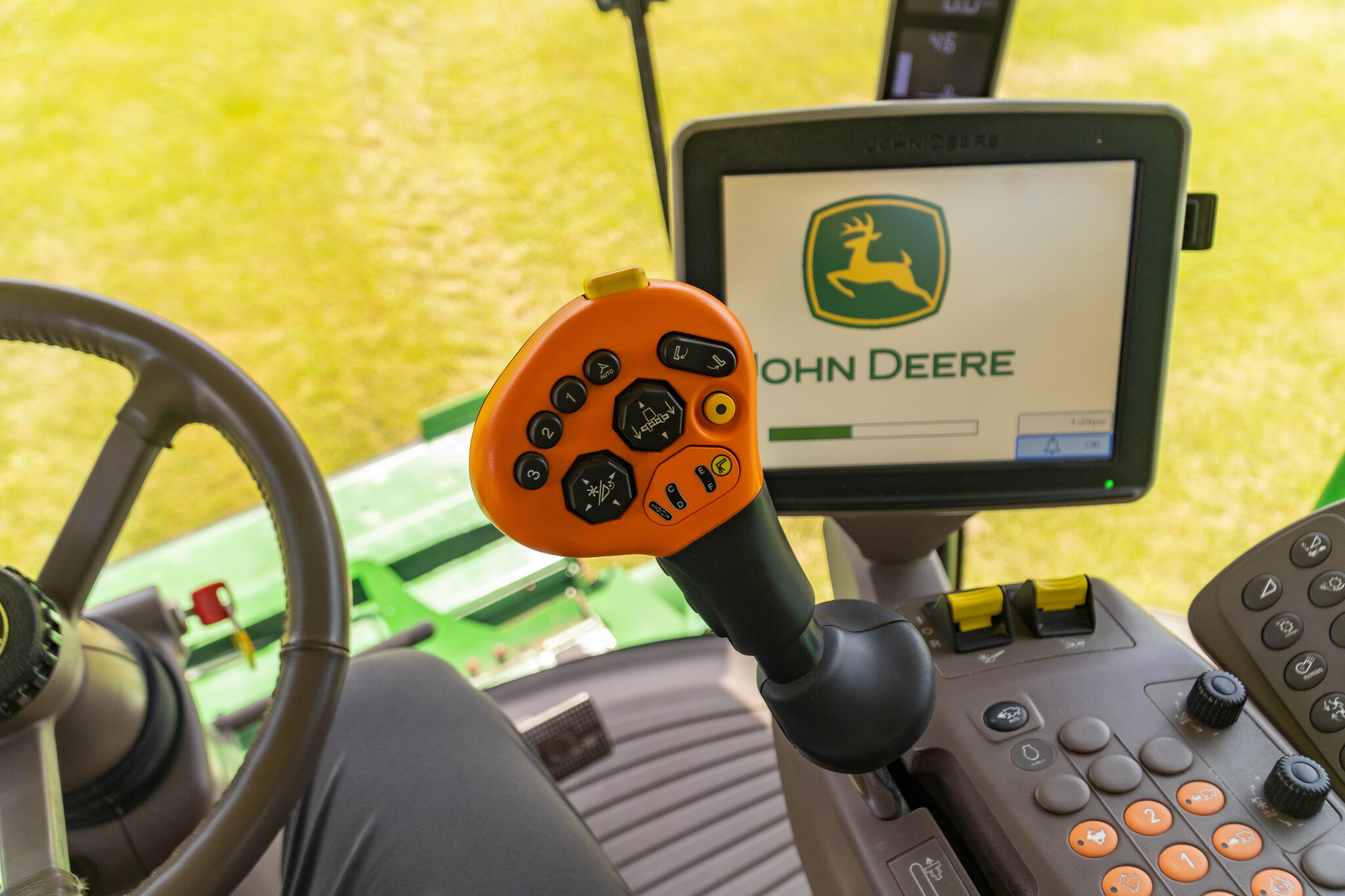 Used 2017 John Deere S680 Combines at Koenig Equipment in Anna, OH - PhotoXL42