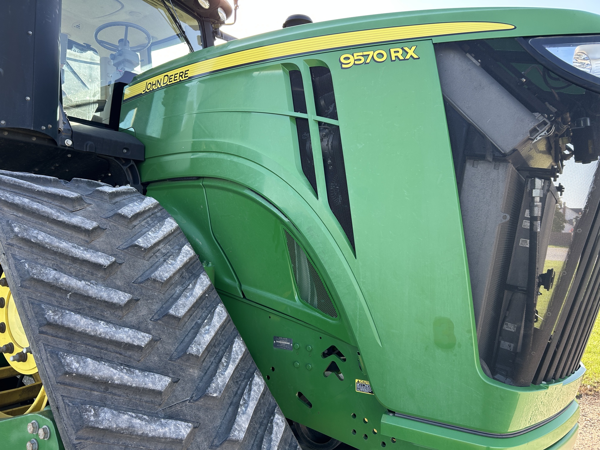  2019 John Deere 9570RX at Heritage Tractor in Roanoke, IL