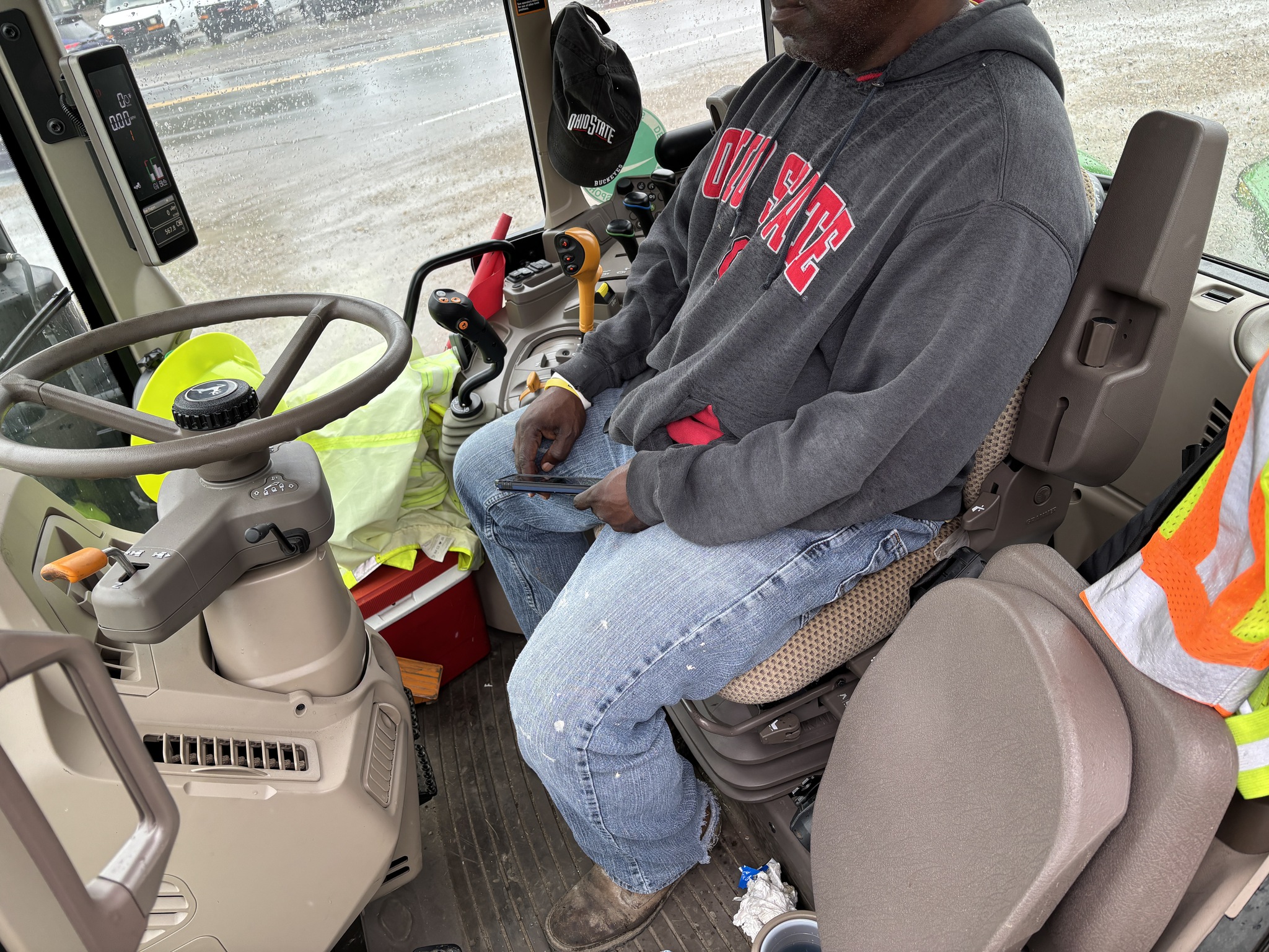 Used 2023 John Deere 6120M Utility Tractors at Koenig Equipment in Anna, OH - PhotoXL15