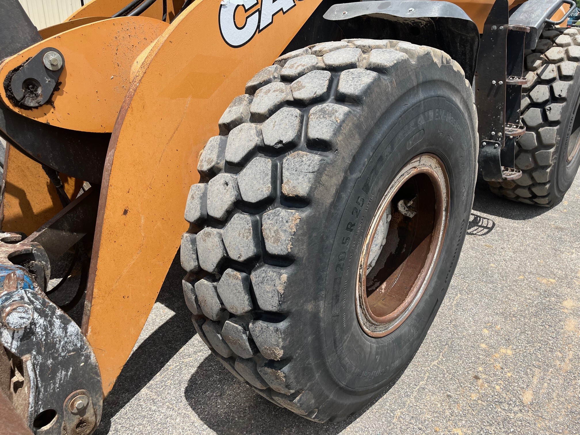 2018 Case 621G Image 6