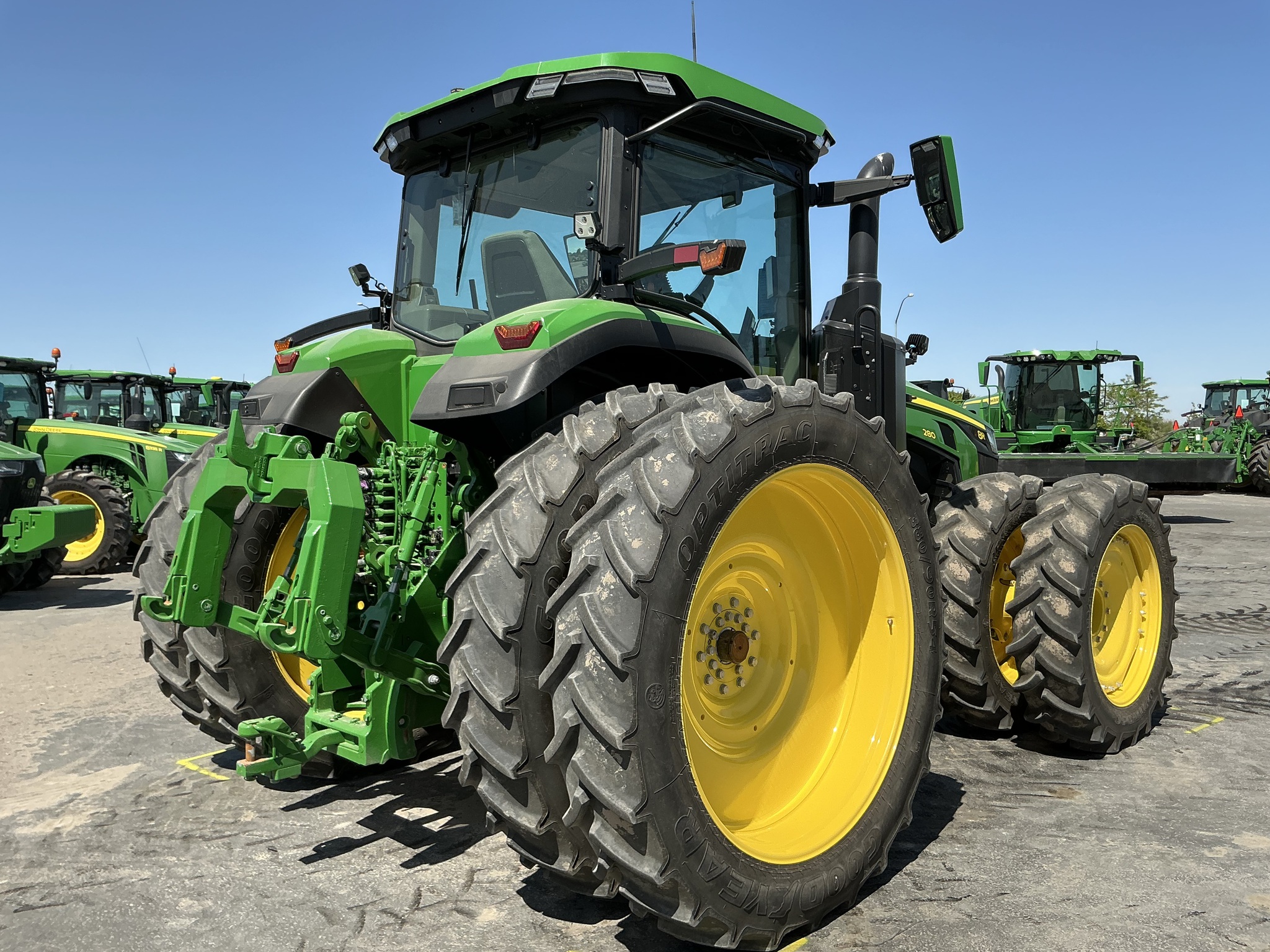 2023 John Deere 8R 280 Image 4