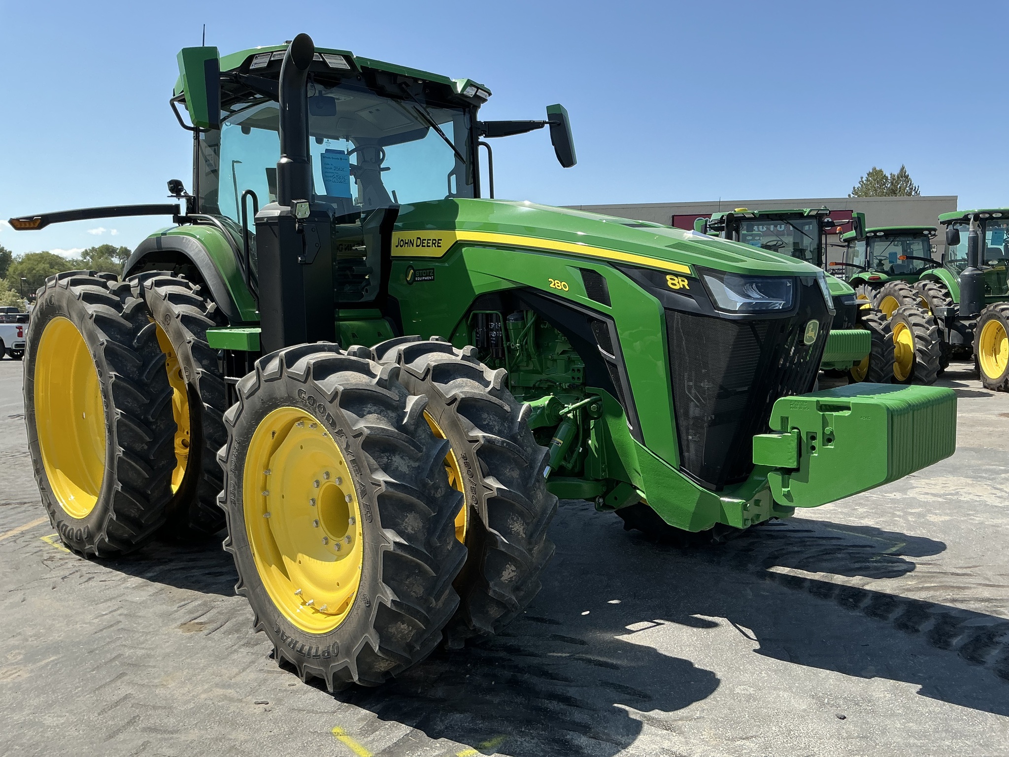2023 John Deere 8R 280 Image 6