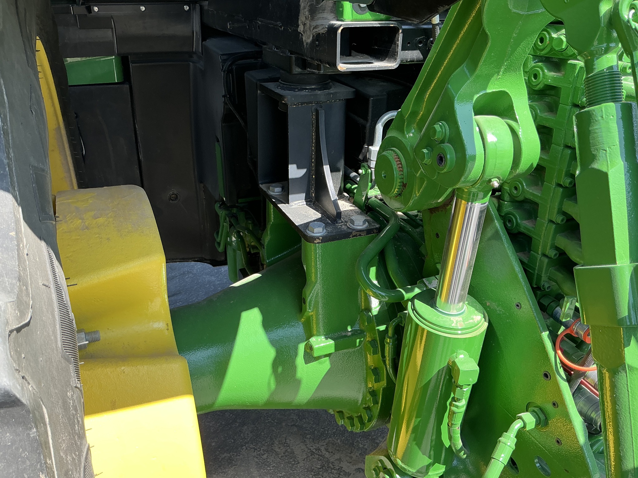 2023 John Deere 8R 280 Image 14