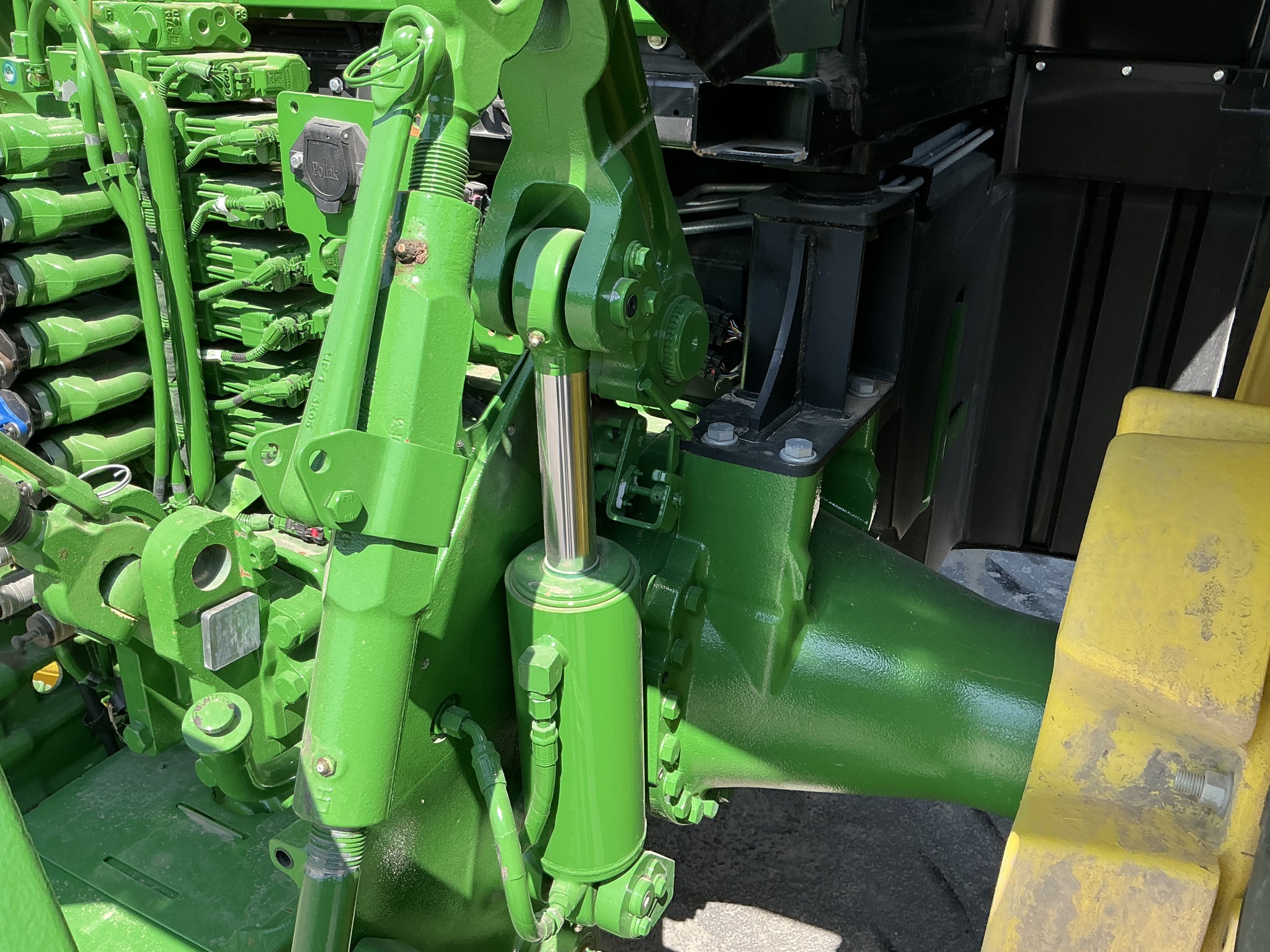 2023 John Deere 8R 280 Image 15