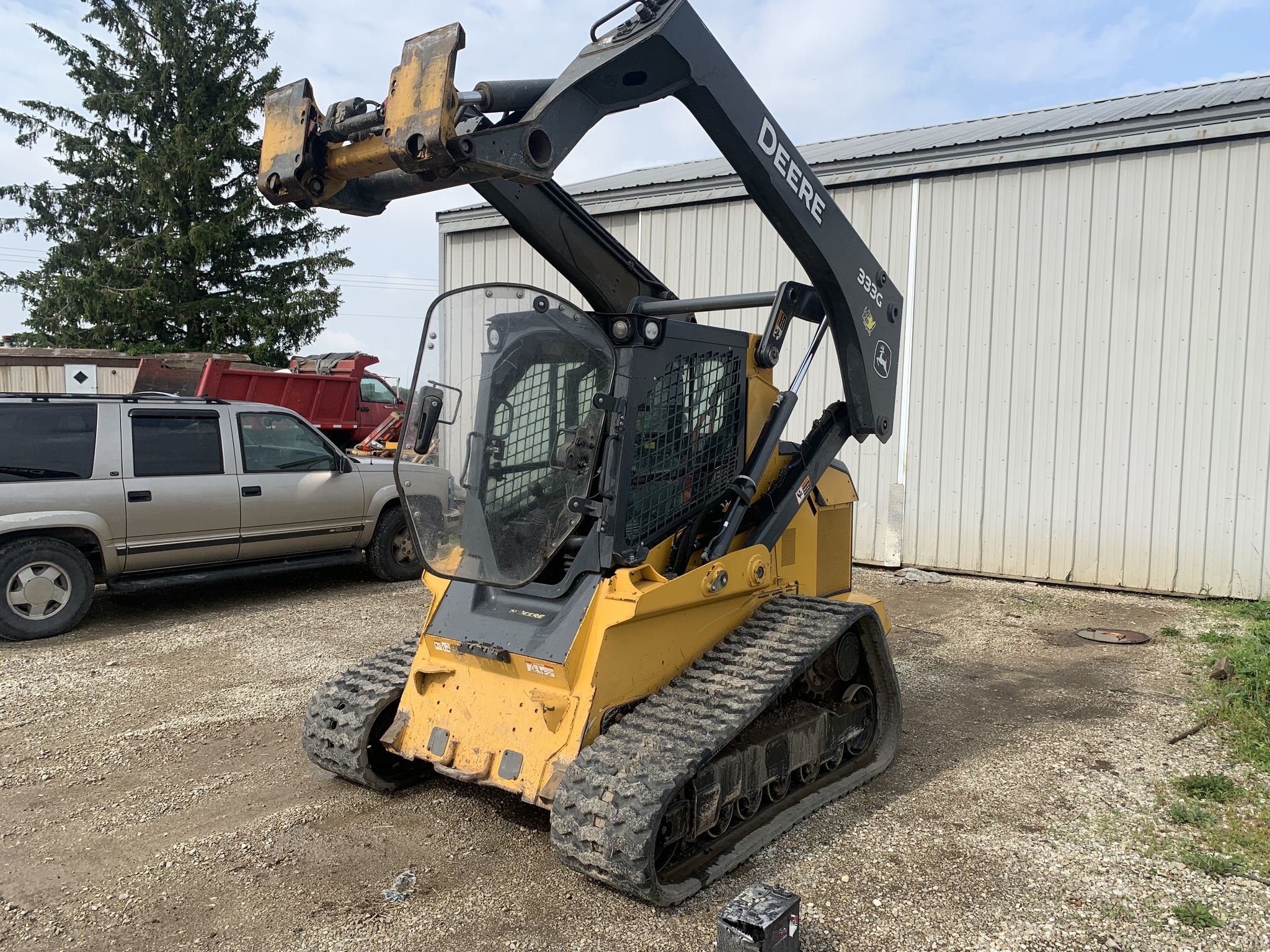 2018 John Deere 333G Image 1